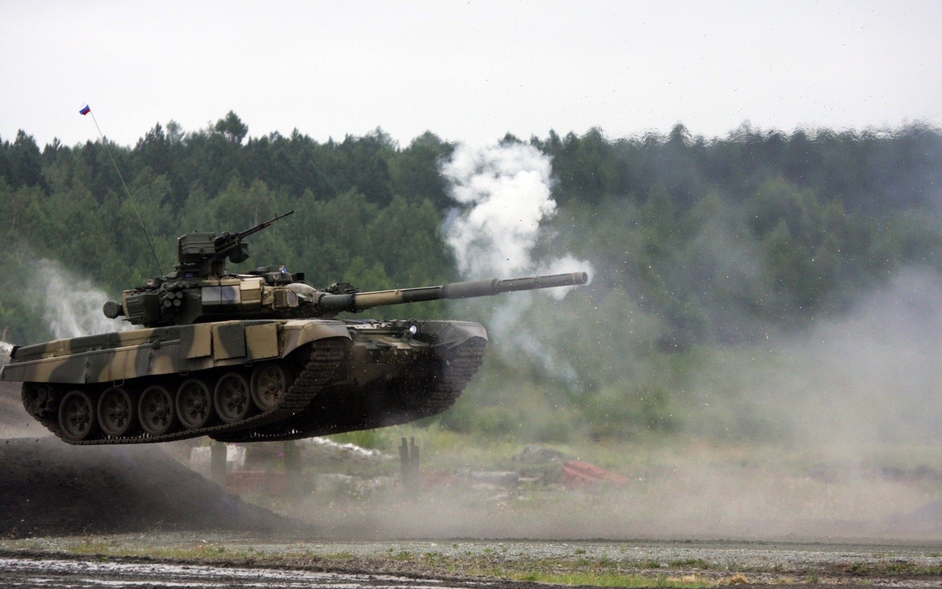 Daily Wallpaper: T 72 Mid Air Shot. I Like To Waste My Time