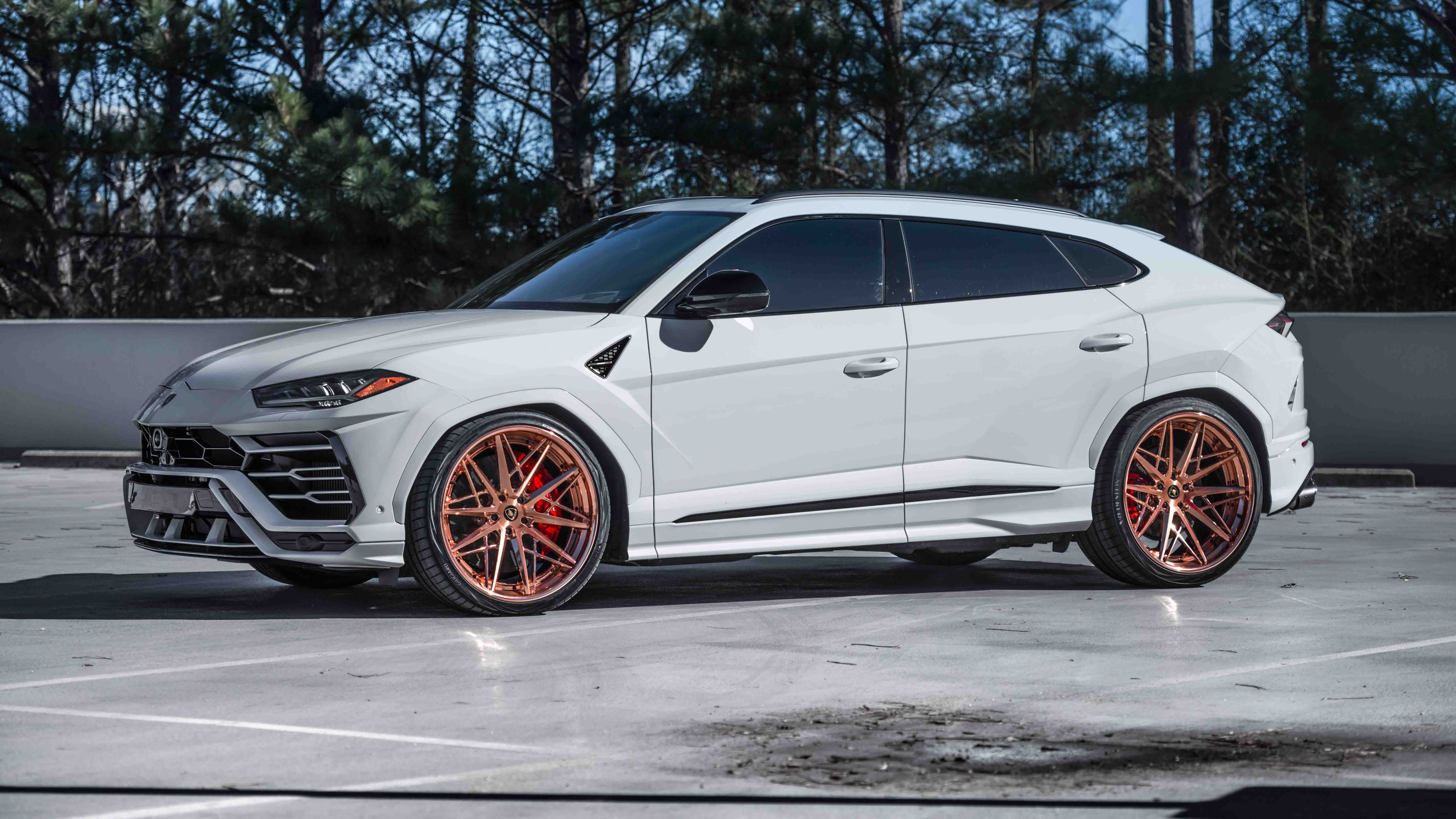 Lamborghini Urus 2019 Urus Rose Gold