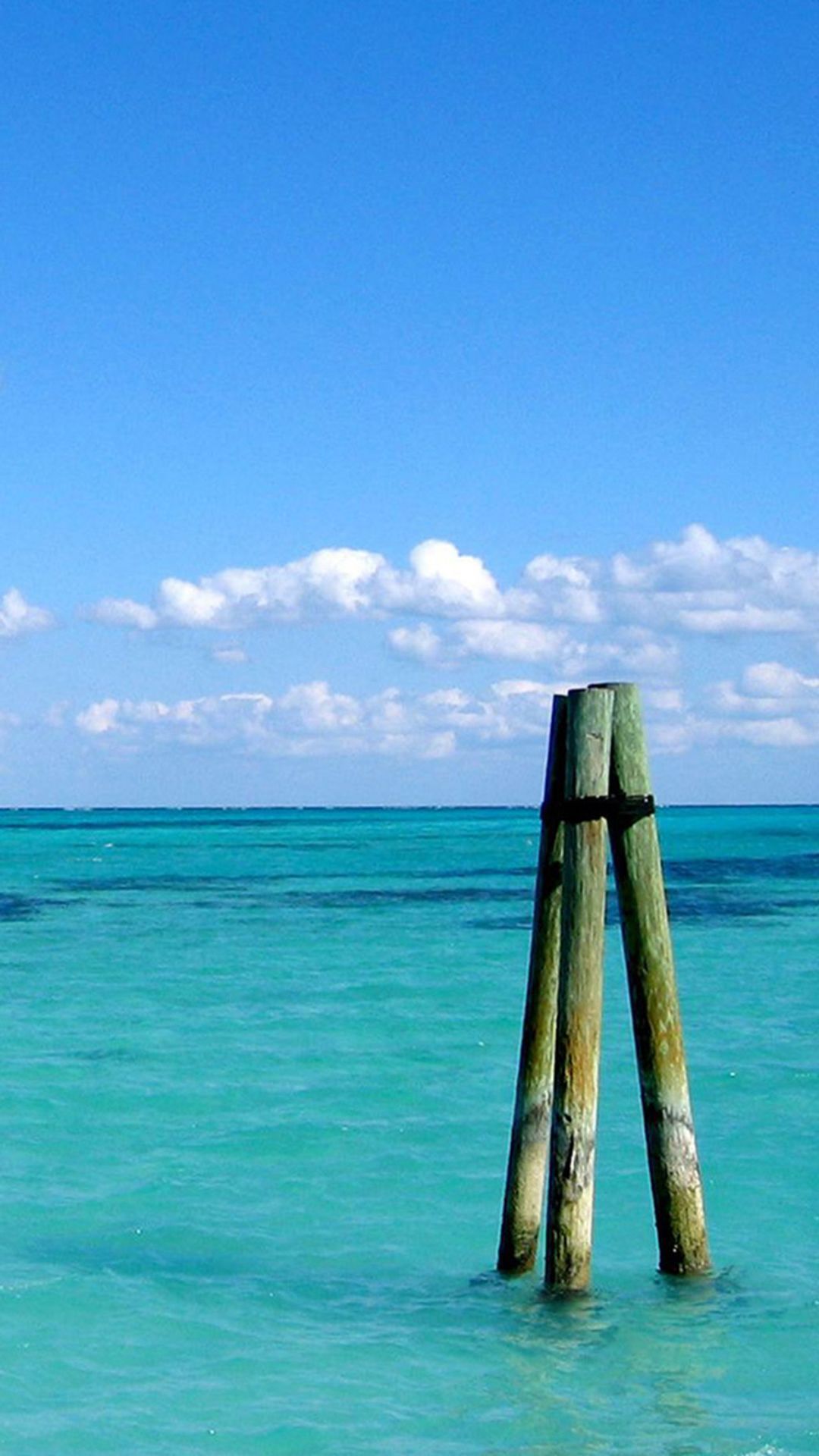 Pure Blue Ocean Triangle Tripod #iPhone #plus #wallpaper. iPhone 5s wallpaper, Wallpaper, iPhone style