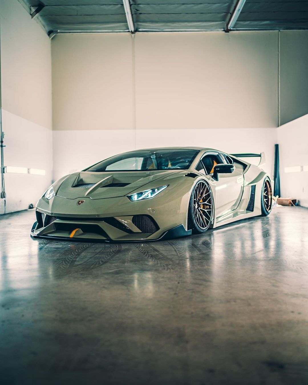 Lamborghini Huracan красная тюнинг