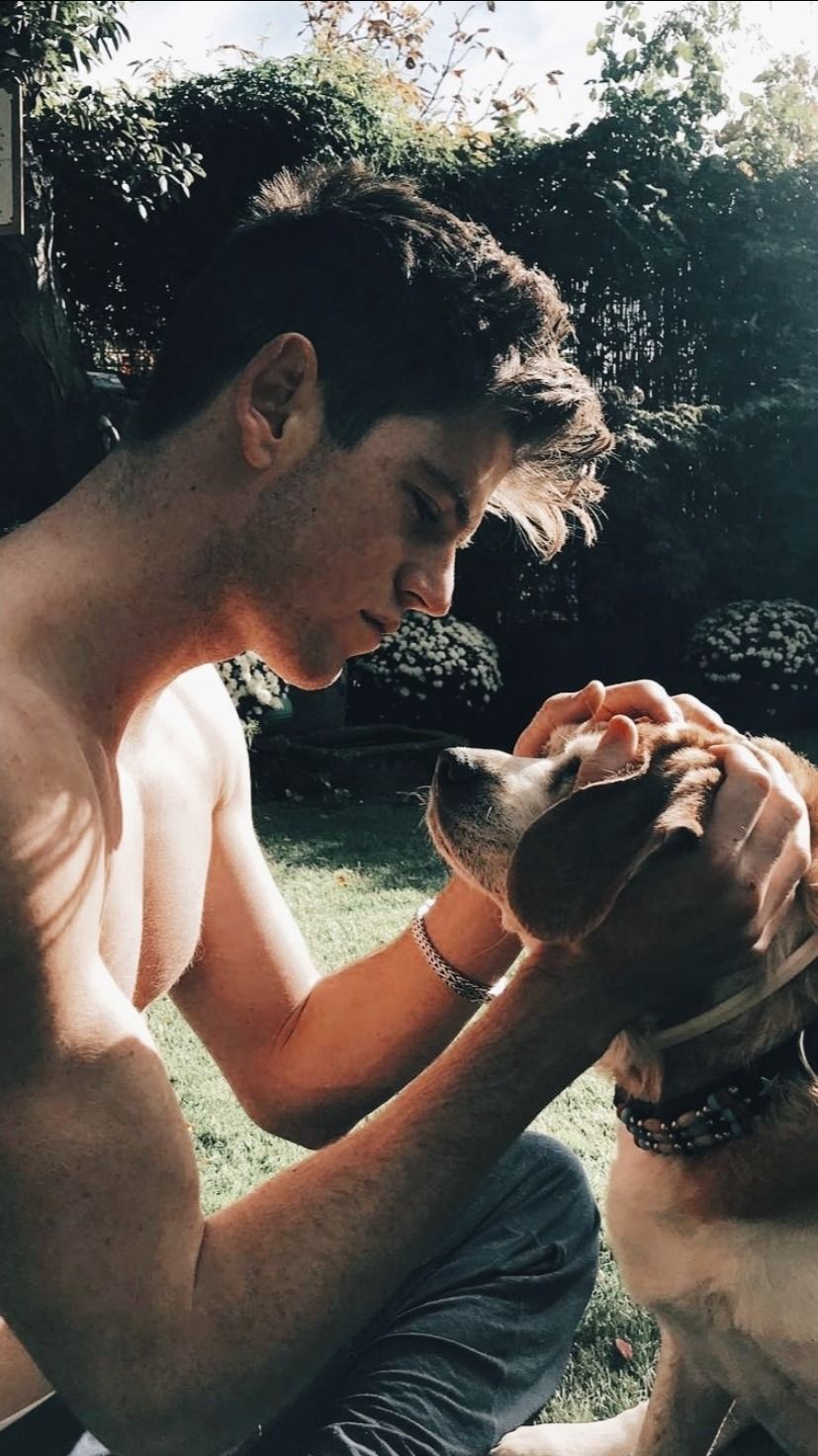 Miguel Bernardeau Wallpaper