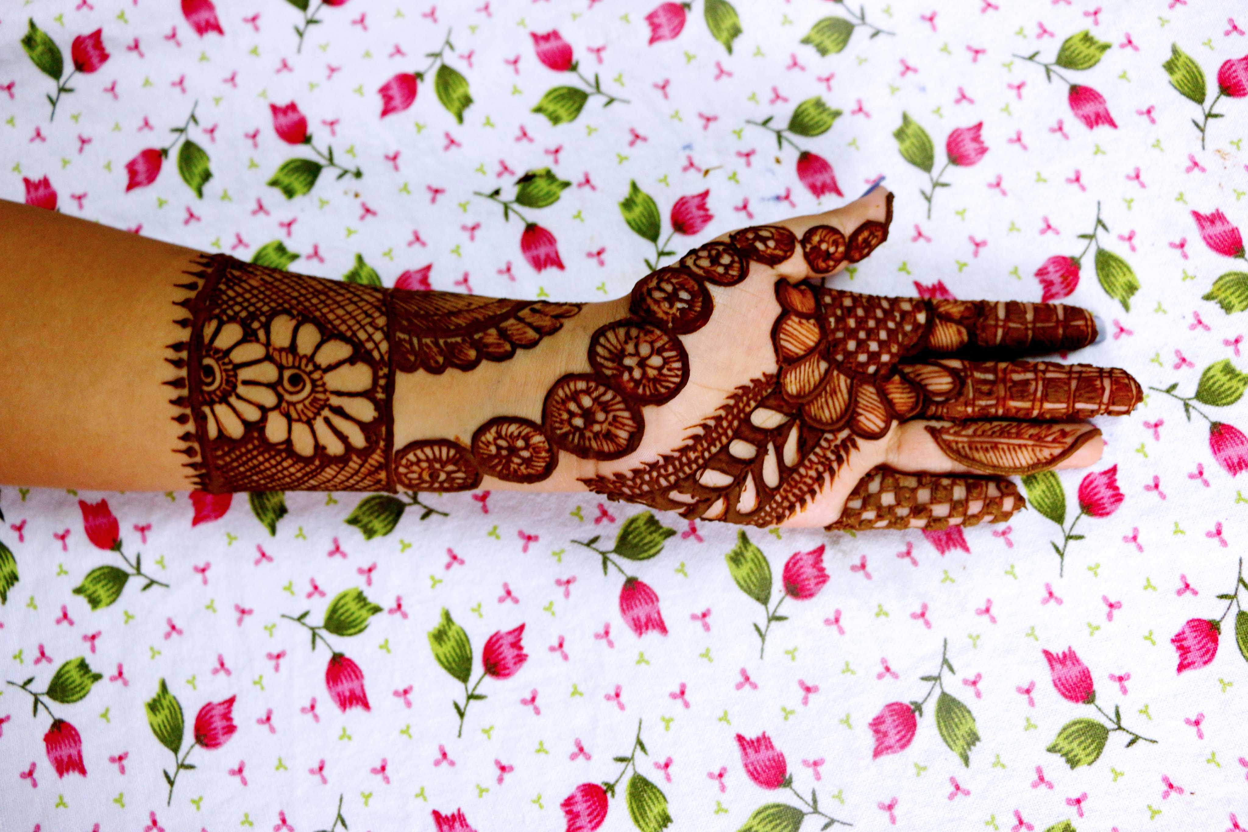 Wallpaper DP - Mehndi design ❣ | Facebook