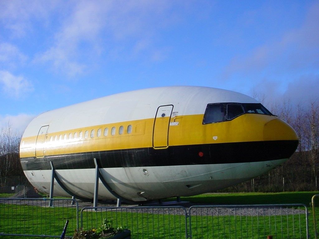 McDonnell Douglas DC 10 30, Monarch Airlines