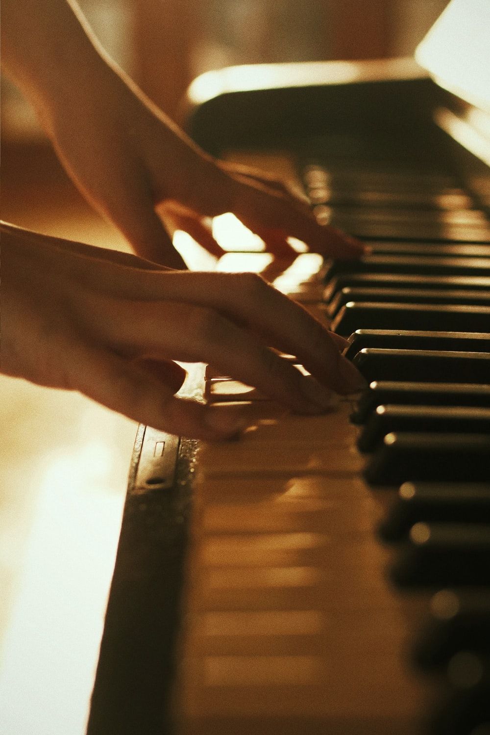 Piano Girl Picture. Download Free Image