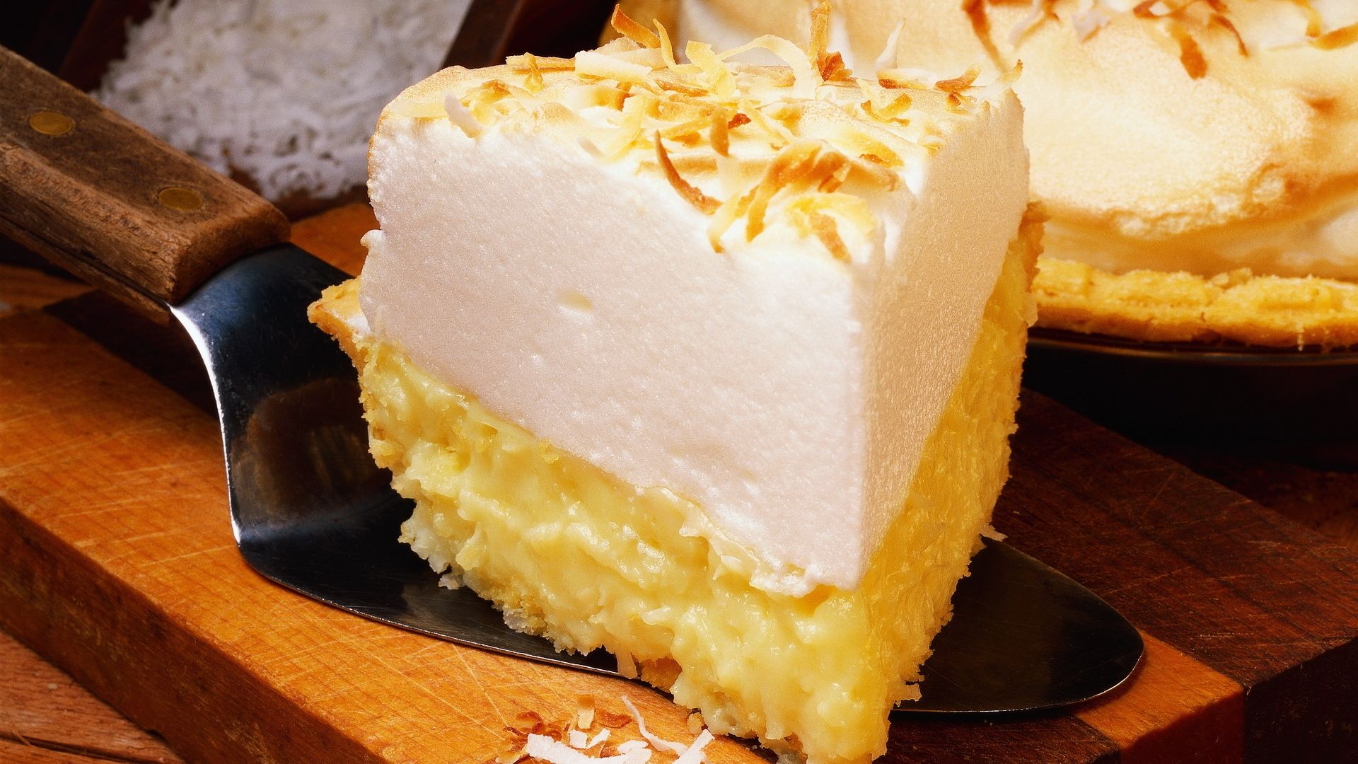 Download Wallpaper 1920x1080 piece of cake, meringue, paddle, sprinkling Full HD 1080p HD Background