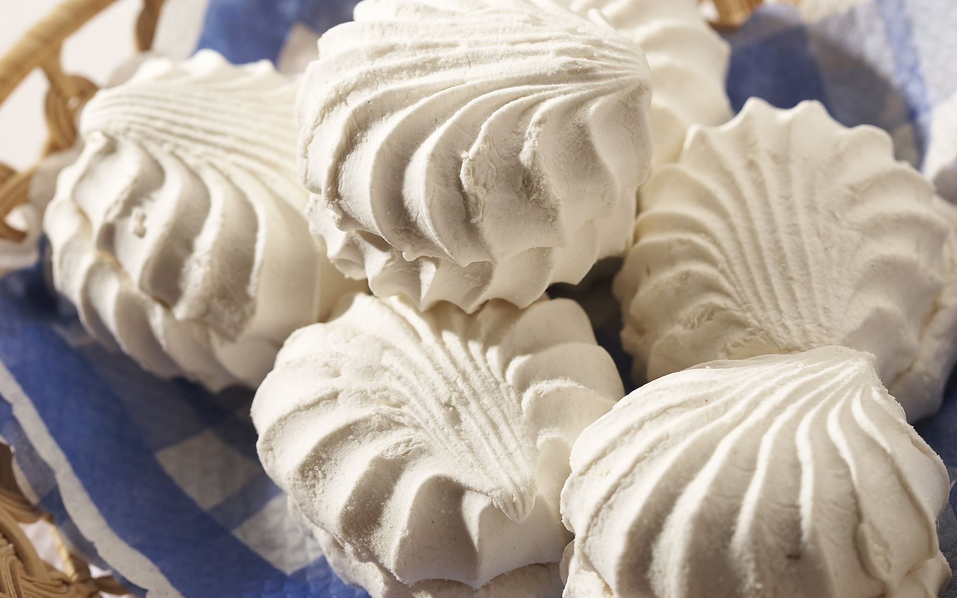 Meringue Wallpapers - Wallpaper Cave