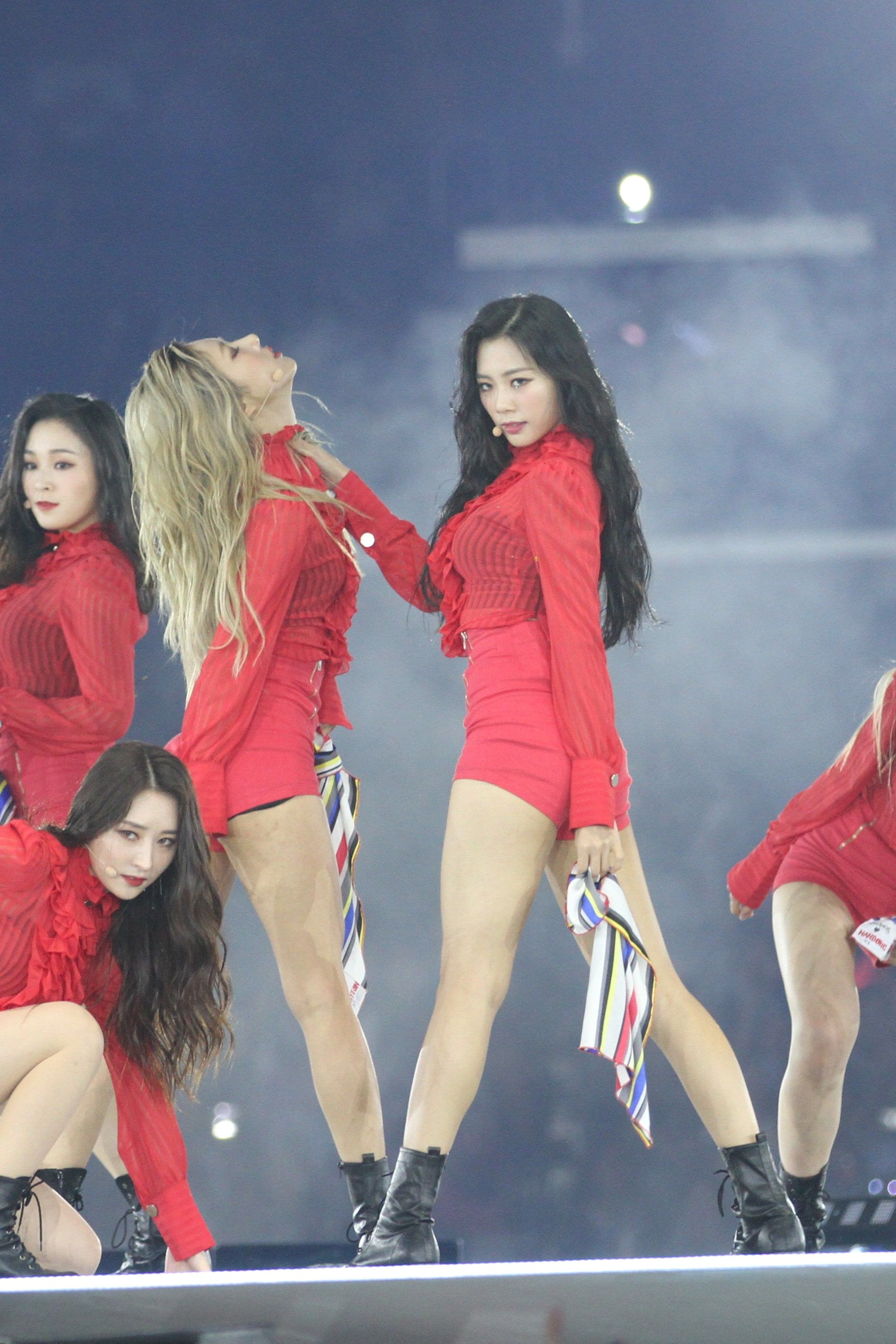 Dreamcatcher Opens Up About Their Punk Rock Sound And Their Initial Worries It Wouldn't Be Accepted In K Pop