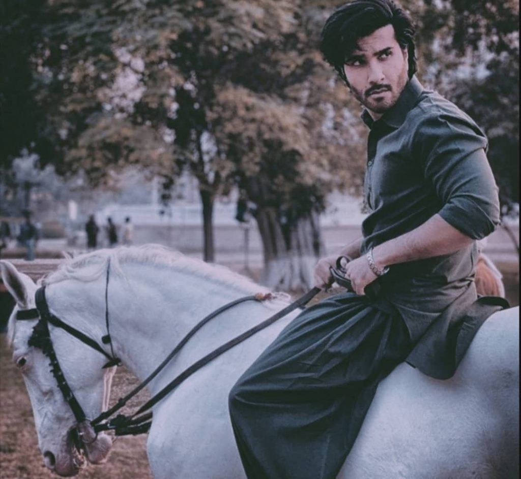 Picture From The Sets Of Khuda Aur Mohabbat Season 3