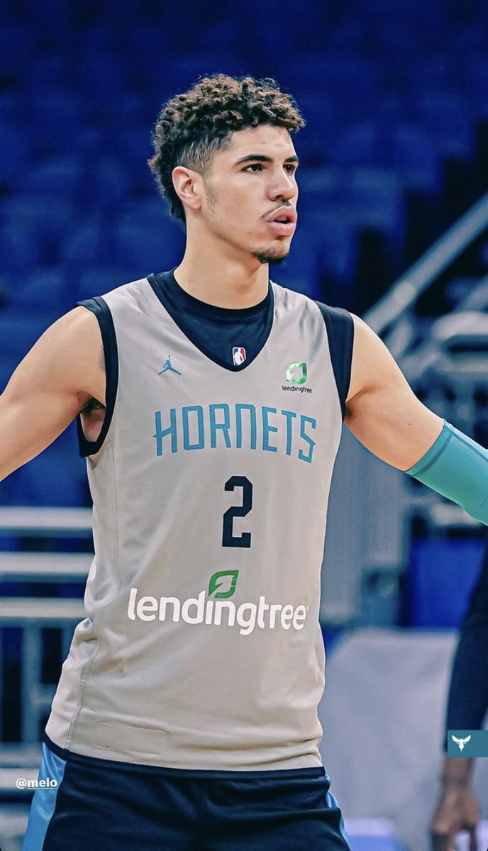 LaMelo Ball at Practice With the Charlotte Hornets. Lamelo ball, Jersey outfit, Ball