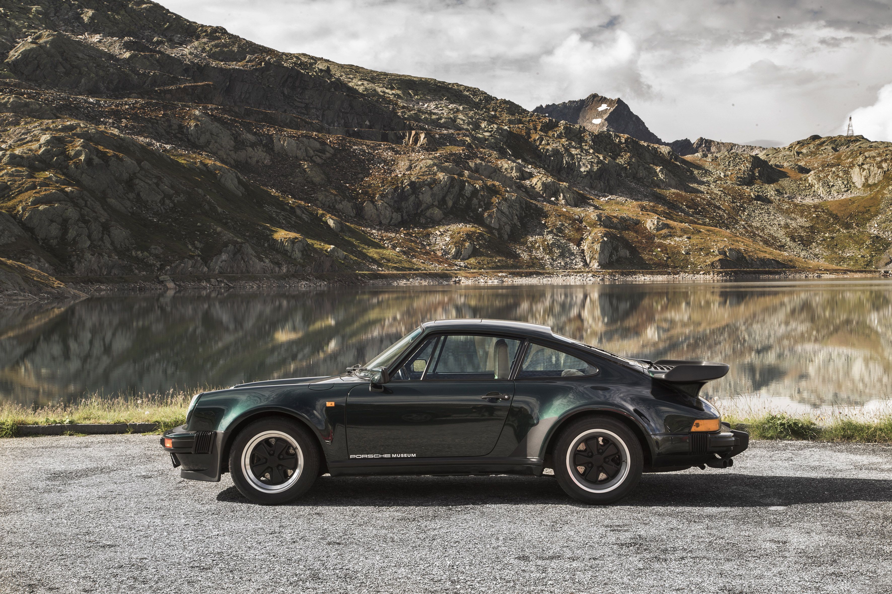 Black Car Car Porsche Porsche 911 Porsche 911 Turbo Sport Car Vehicle Wallpaper:3543x2362