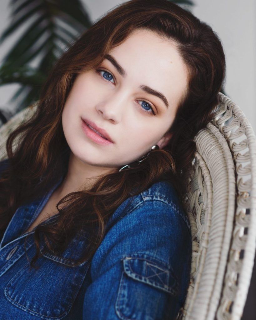 Mary Mouser ideas. mary, picture of mary, celebrities female