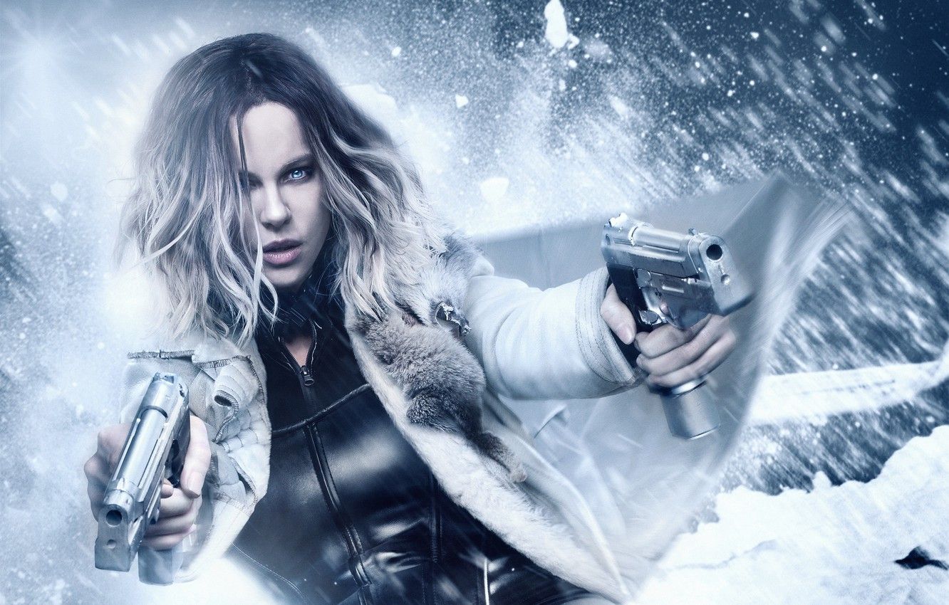 Wallpaper Girl, Kate Beckinsale, Action, Fantasy, Beautiful, Winter, Warrior, Hybrid, Snow, White, Female, Guns, Women, Vampire, Horror, EXCLUSIVE image for desktop, section фильмы