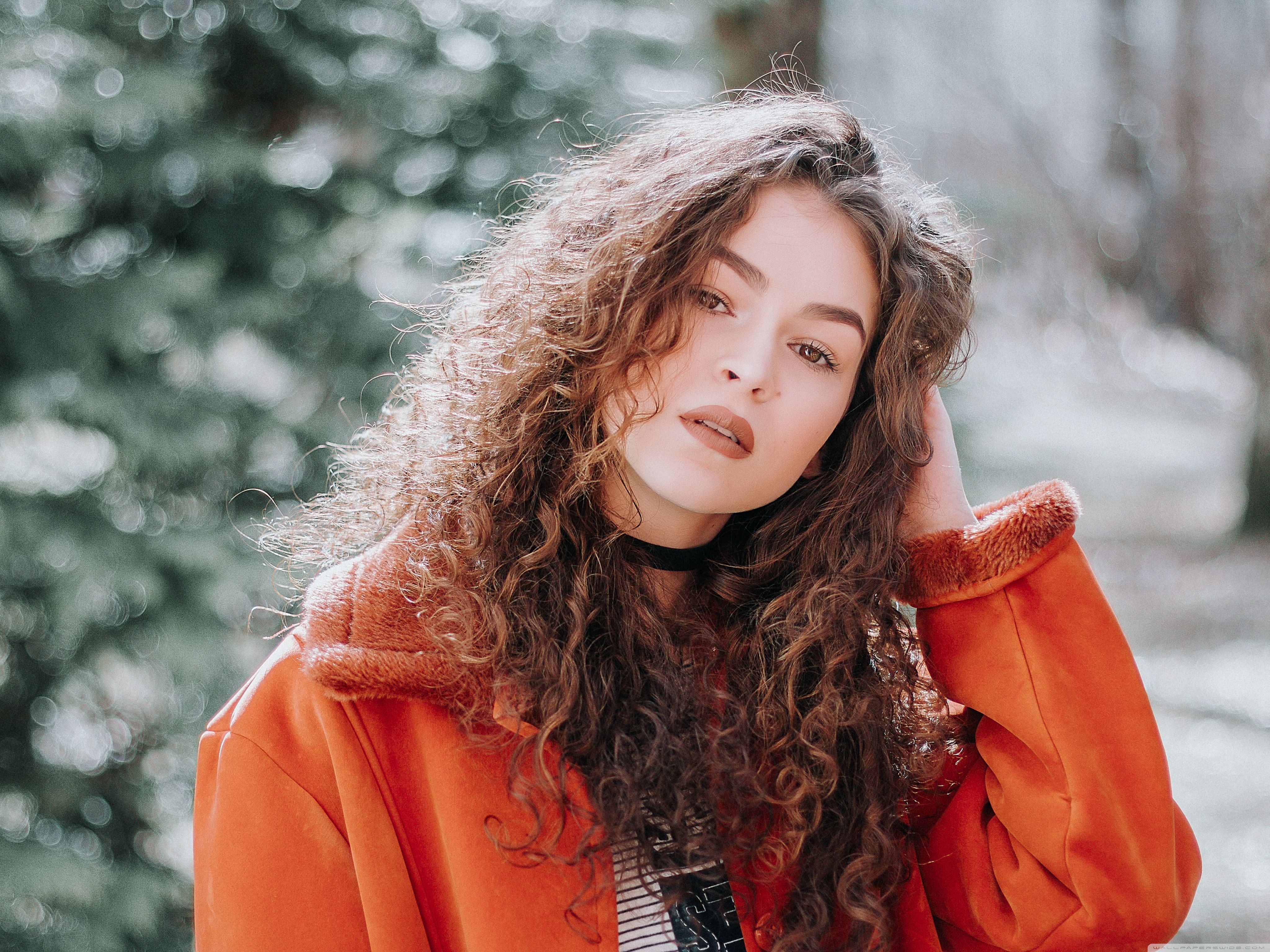 Spring Girl Ultra HD Desktop Background Wallpaper for 4K UHD TV, Widescreen & UltraWide Desktop & Laptop, Tablet