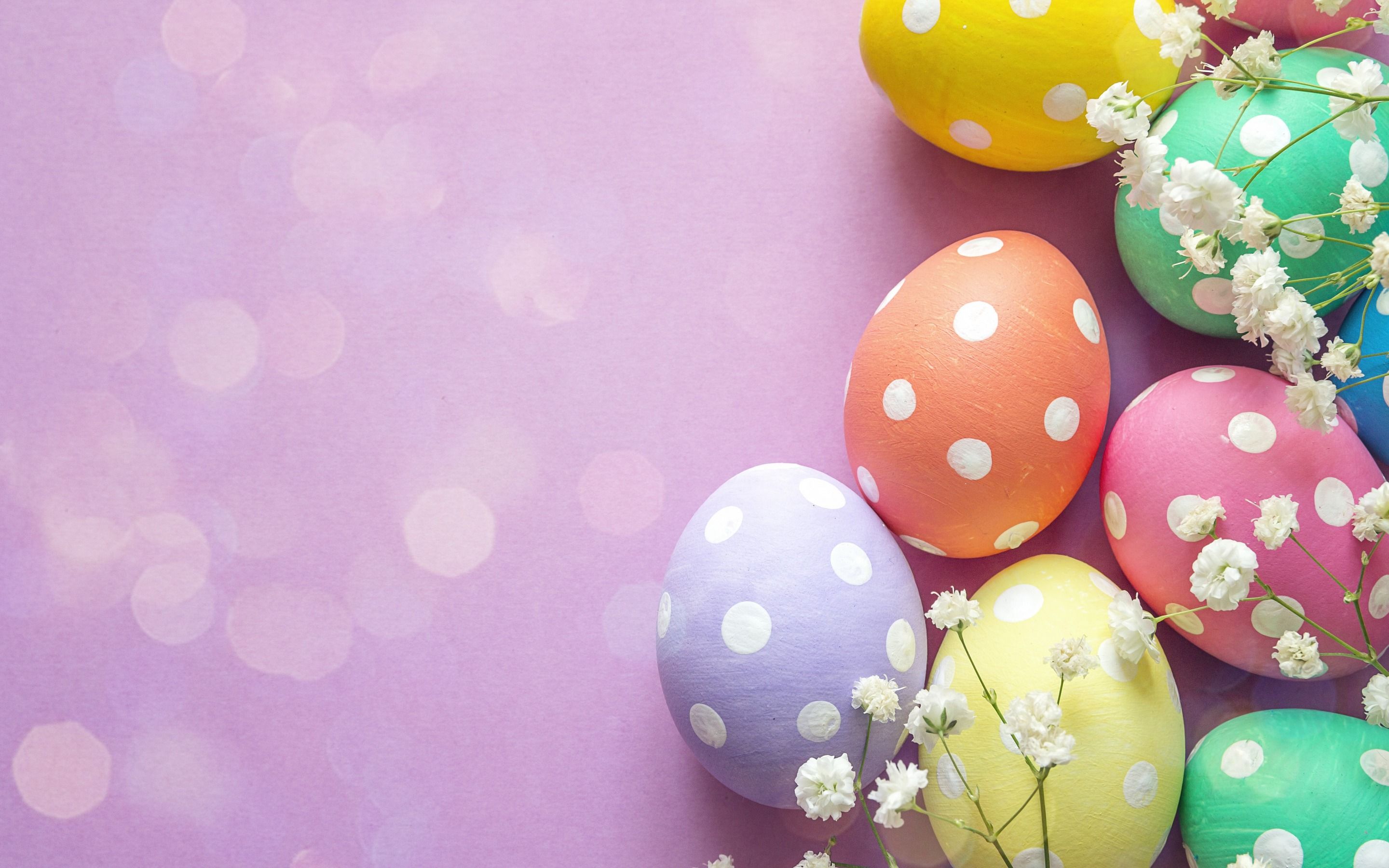 Download wallpaper Easter, pink background, postcard, easter eggs, decoration, colored easter eggs for desktop with resolution 2880x1800. High Quality HD picture wallpaper