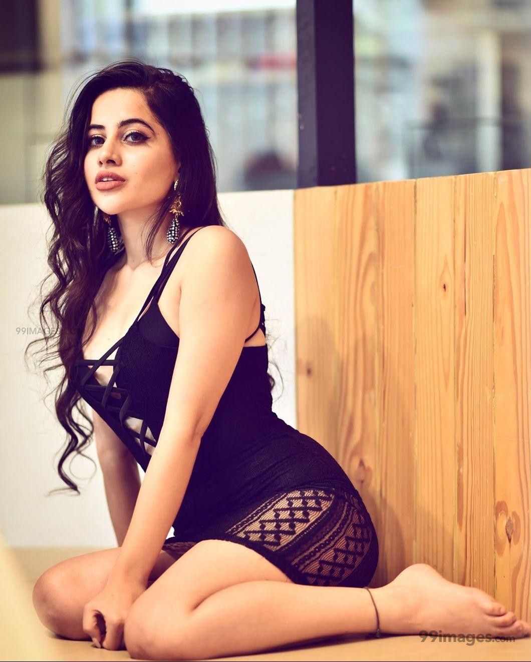 Urfi Javed HD Wallpaper (Desktop Background / Android / iPhone) (1080p, 4k) (1060x1323)