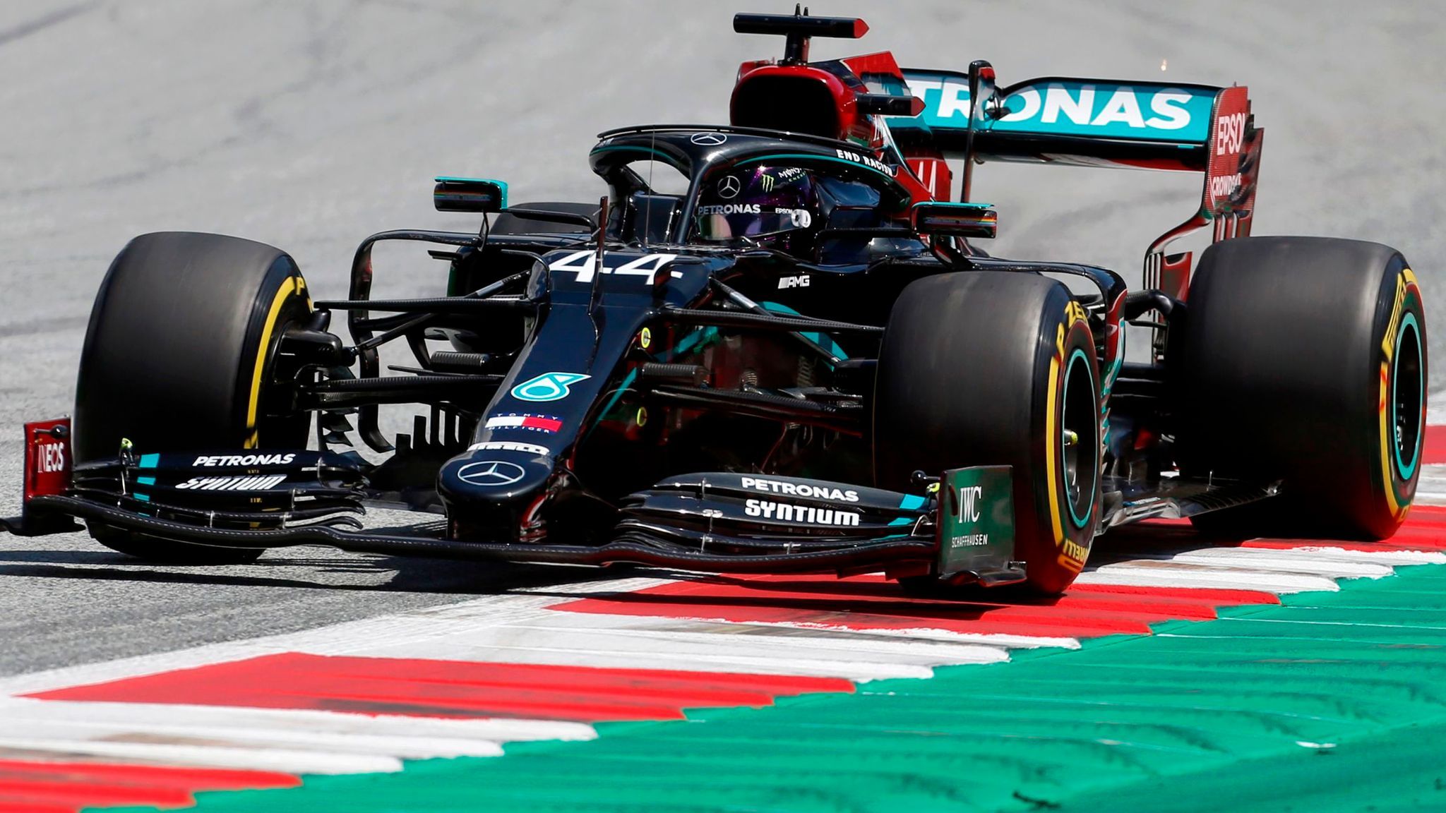 Austrian GP Qualifying: Valtteri Bottas pips Lewis Hamilton to pole