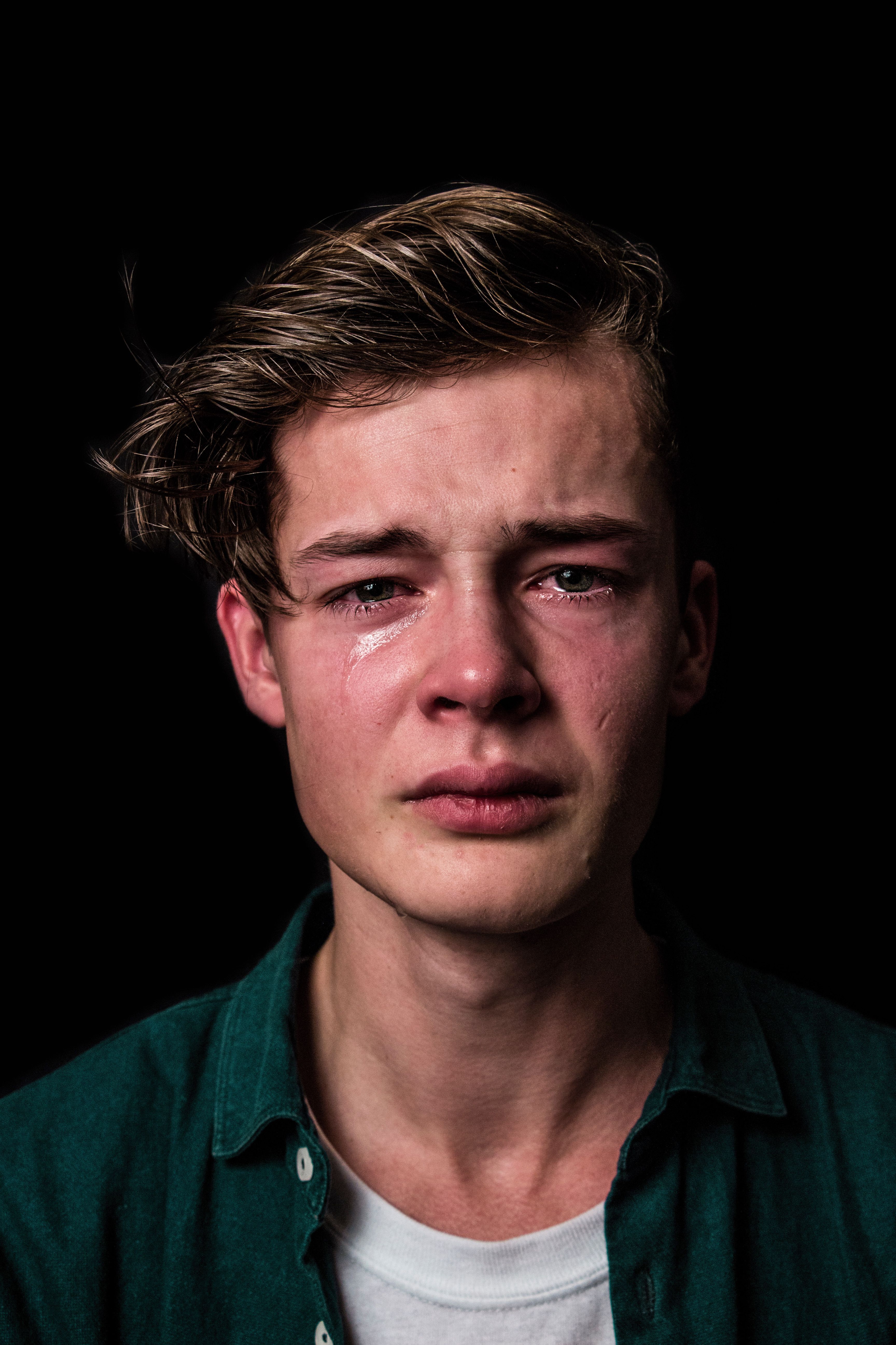Crying People Wallpapers Wallpaper Cave
