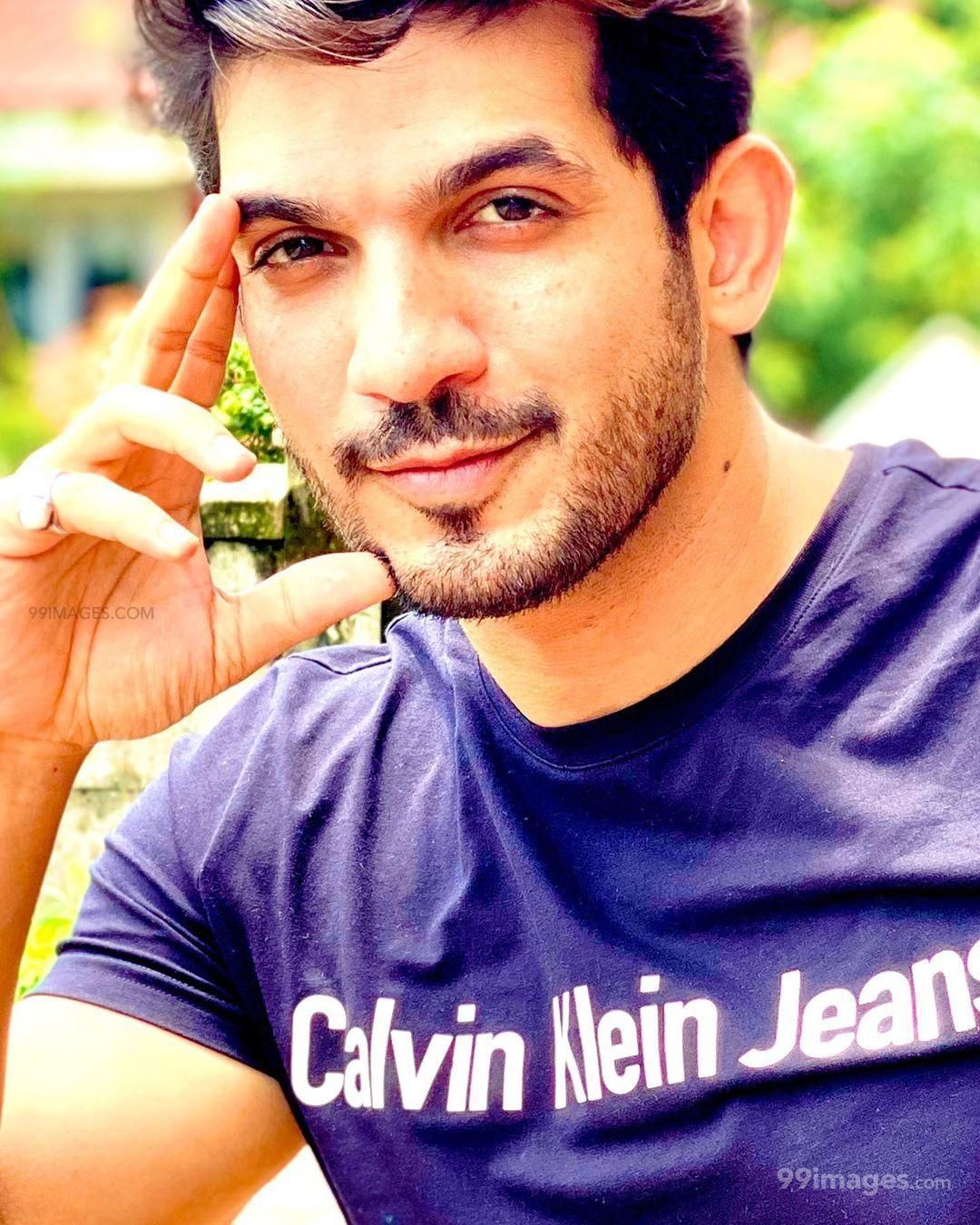 Arjun Bijlani HD Wallpaper (Desktop Background / Android / iPhone) (1080p, 4k) (1080x1350)