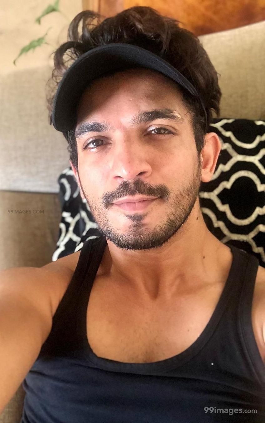 Arjun Bijlani HD Wallpaper (Desktop Background / Android / iPhone) (1080p, 4k) (847x1350)