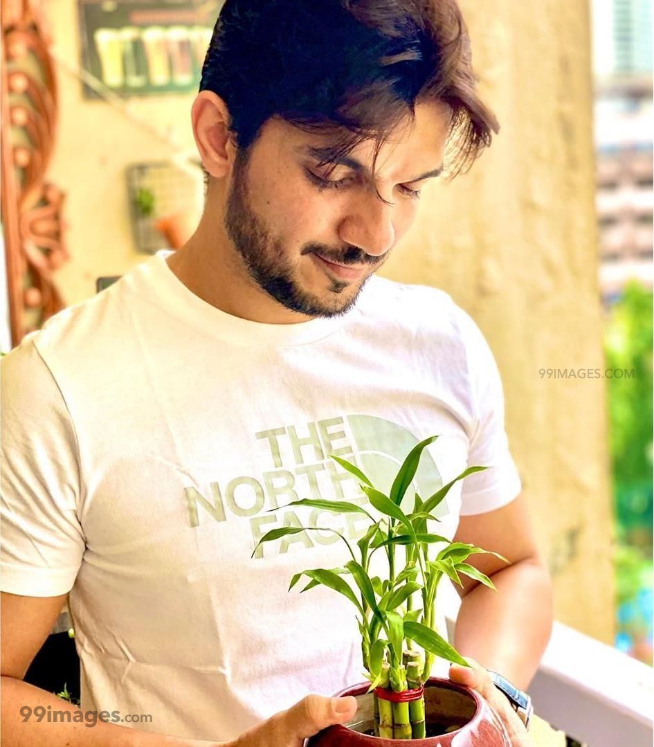 Arjun Bijlani HD Wallpaper (Desktop Background / Android / iPhone) (1080p, 4k) (945x1079)