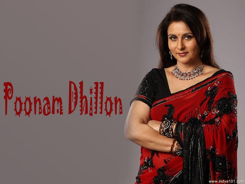 FREE ALL HD WALLPAPERS DOWNLOAD: Very Smart Poonam Dhillon Image Download