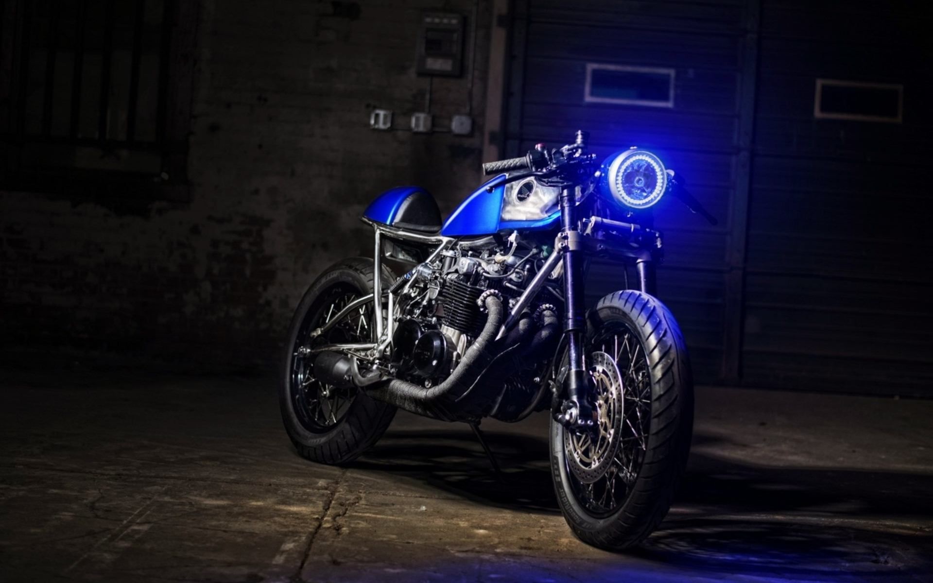 Stunning Headlights Wallpaper. Motorcycle wallpaper, Blue motorcycle, Classic motorcycles