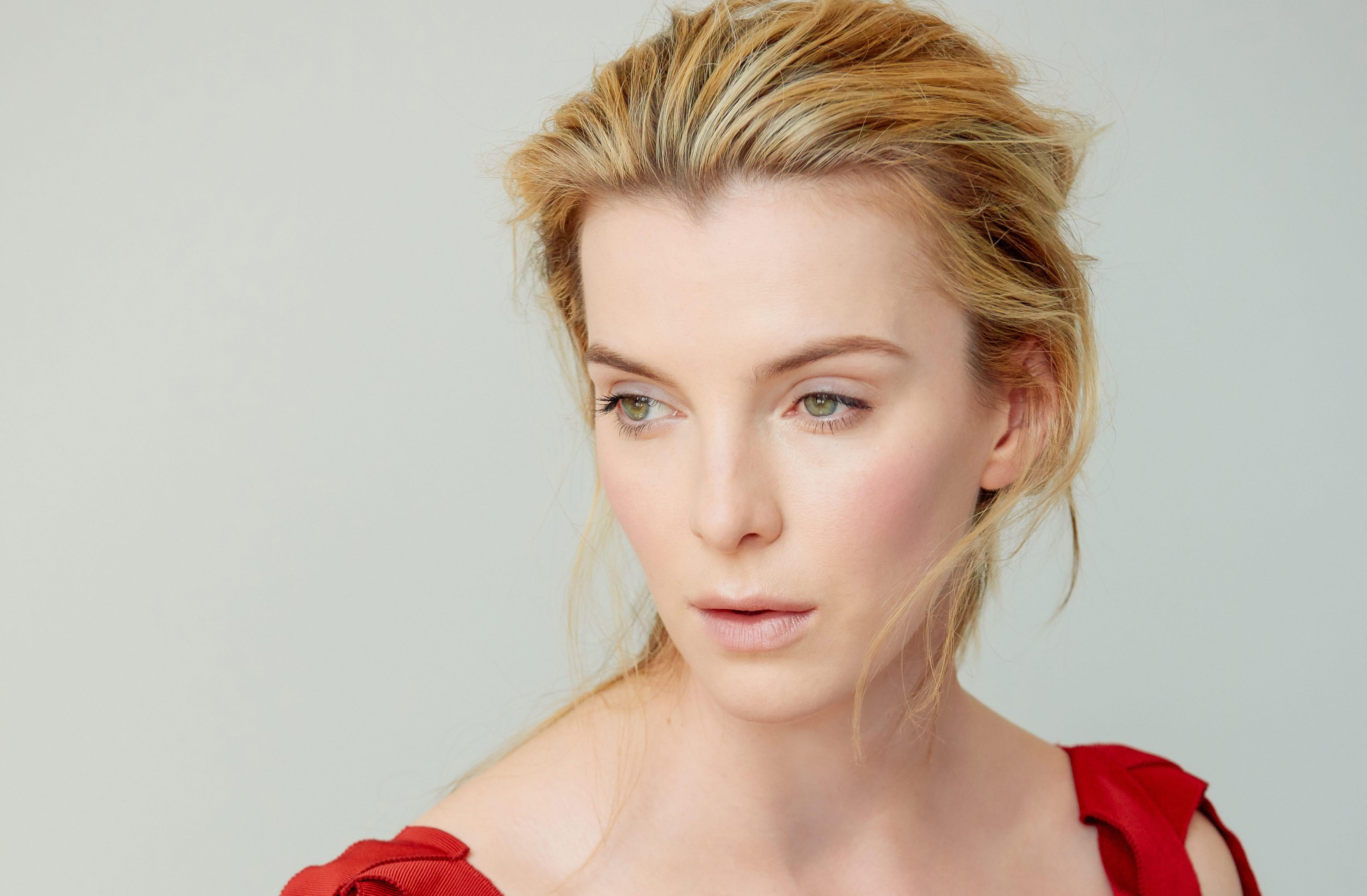 Betty Gilpin, HD Celebrities, 4k Wallpaper, Image, Background, Photo and Picture