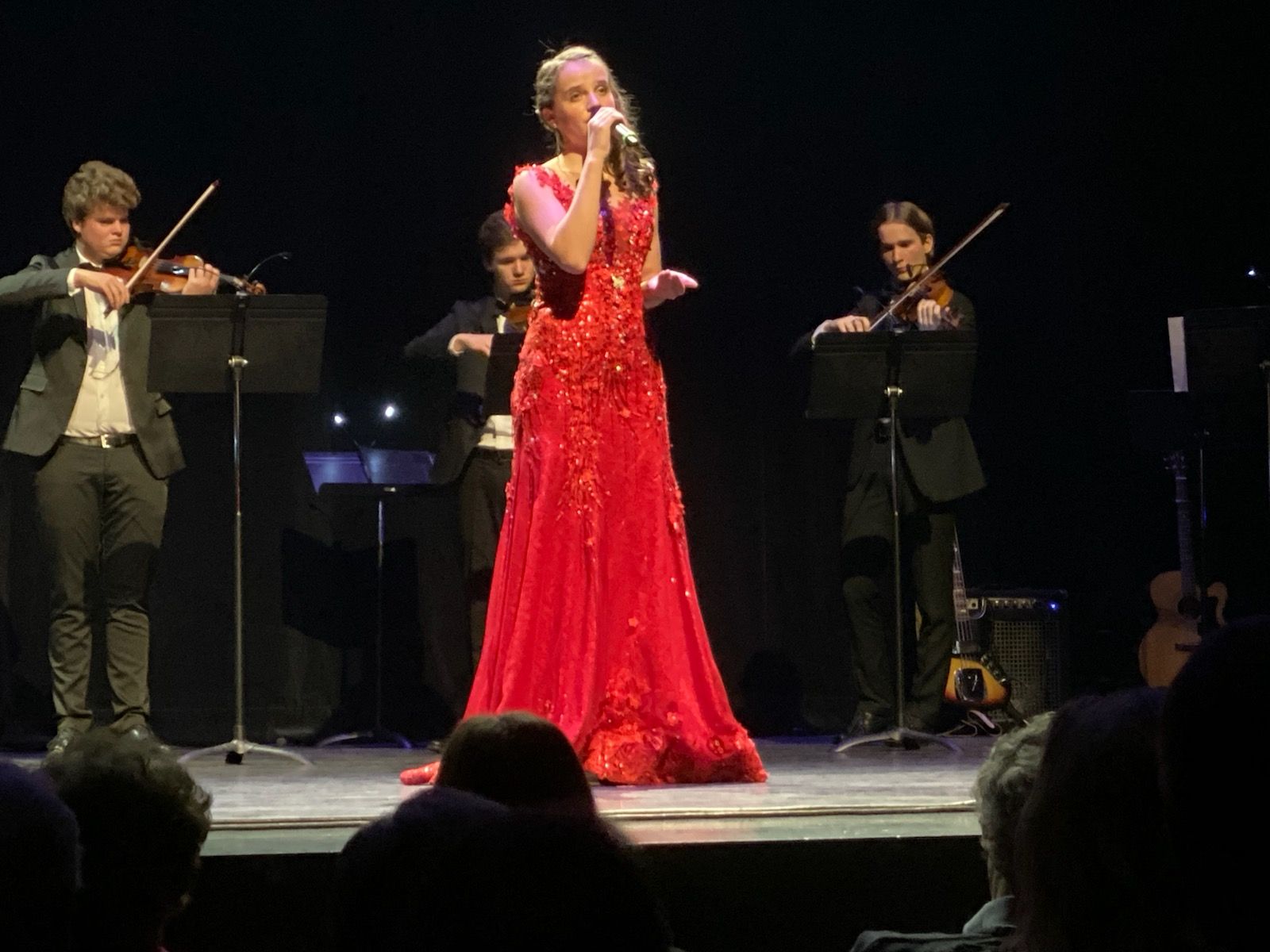 Amira willighagen concert