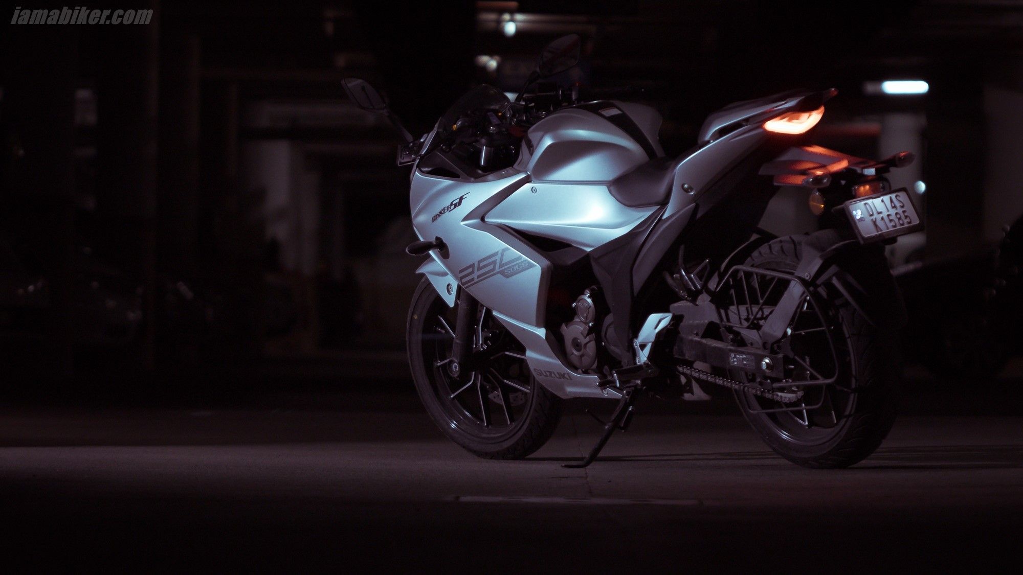Suzuki Gixxer SF 250 HD wallpaper. IAMABIKER Motorcycle!