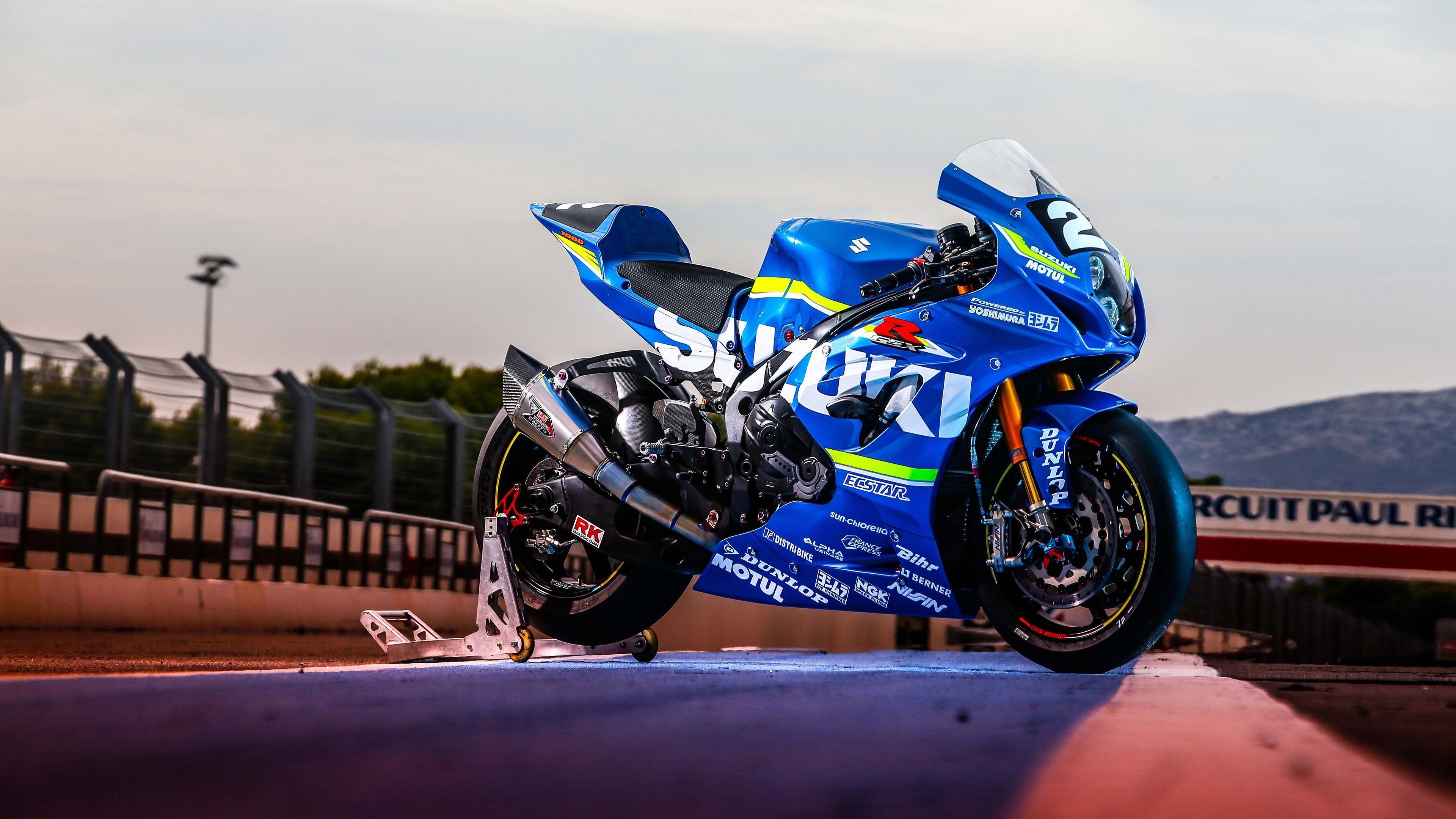 Suzuki Gixxer Wallpaper