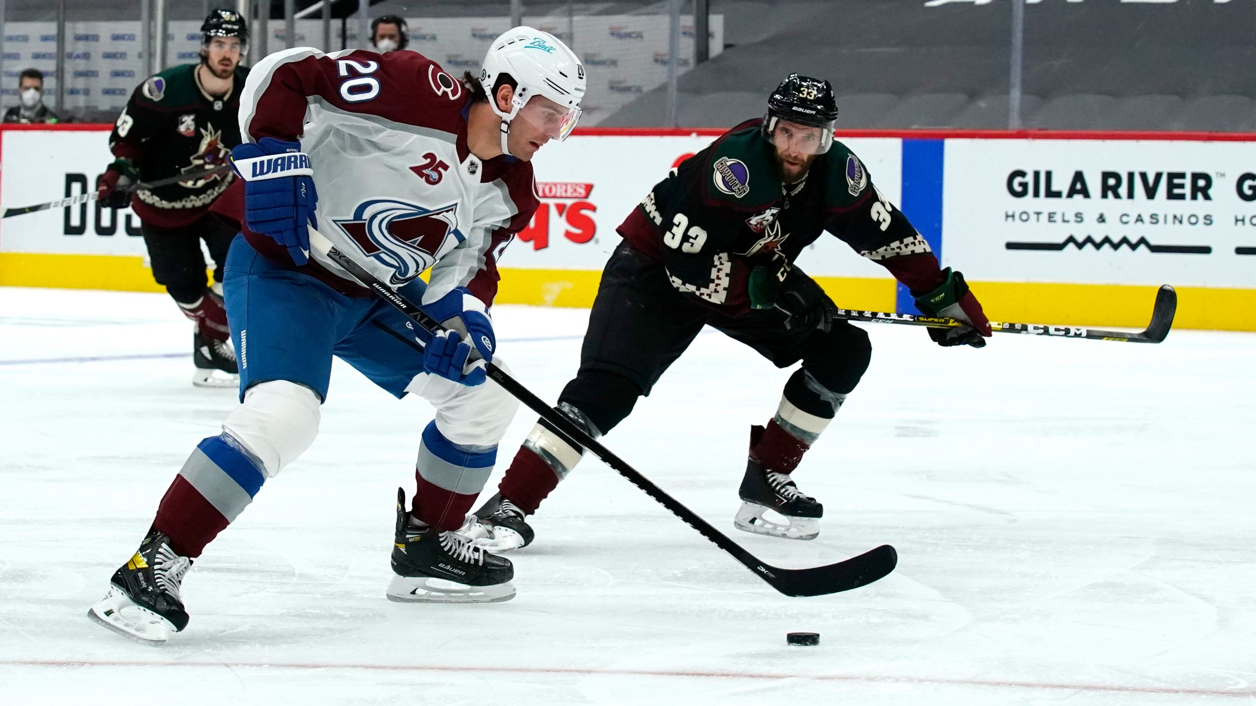 Avalanche Win 7th Straight, Rout Coyotes 5 1