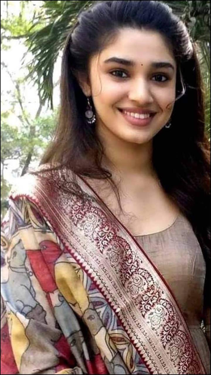 Krithi Shetty Photo. Krithi Shetty Image. Krithi Shetty Picture Entertainment