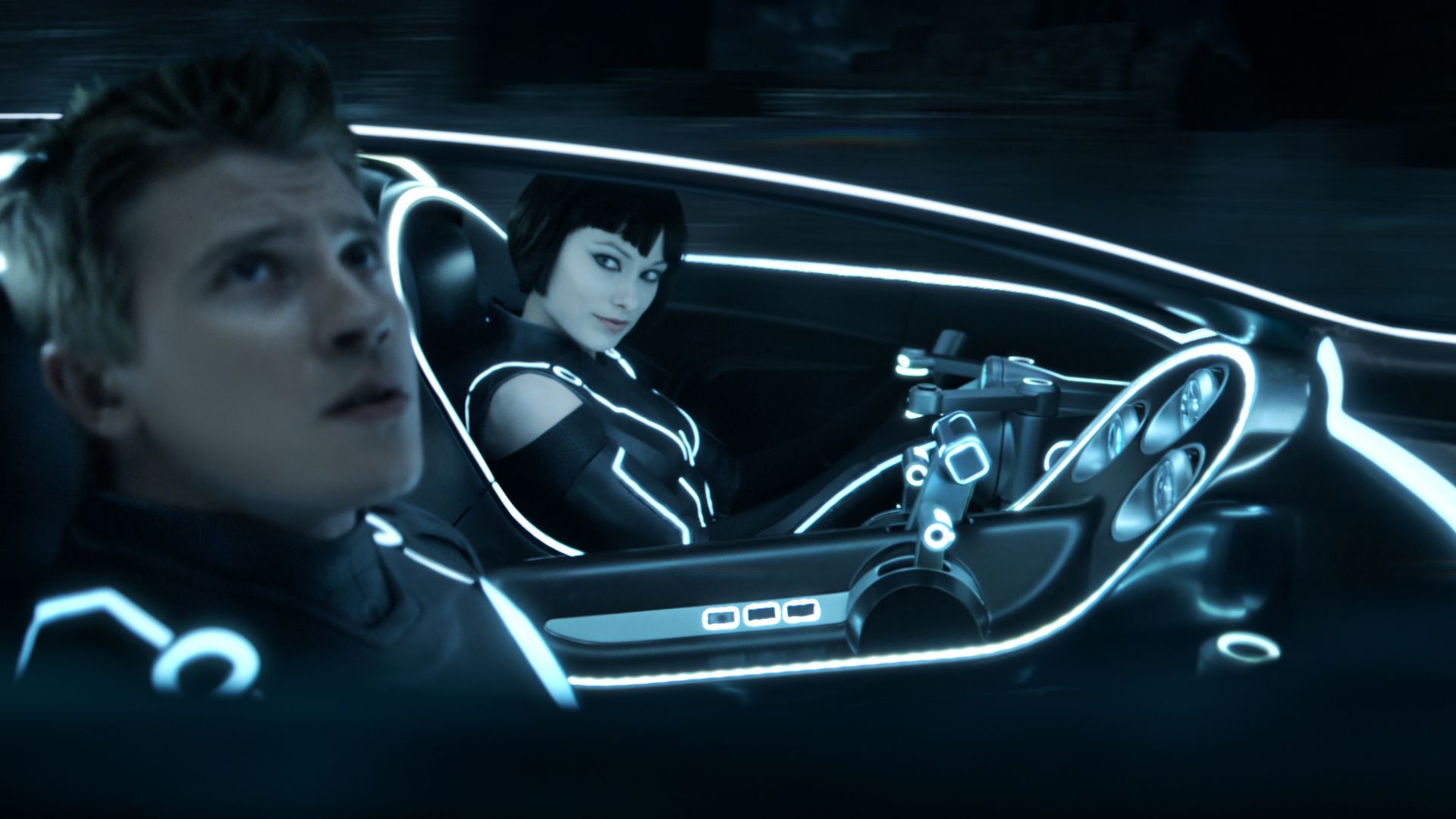 Olivia Wilde, Garrett Hedlund return for “Tron 3”