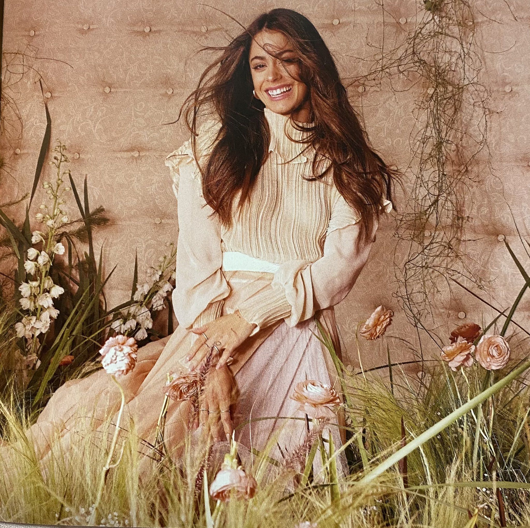 Tini Stoessel News on Twitter. Violetta and leon, Celebrities, I wallpaper