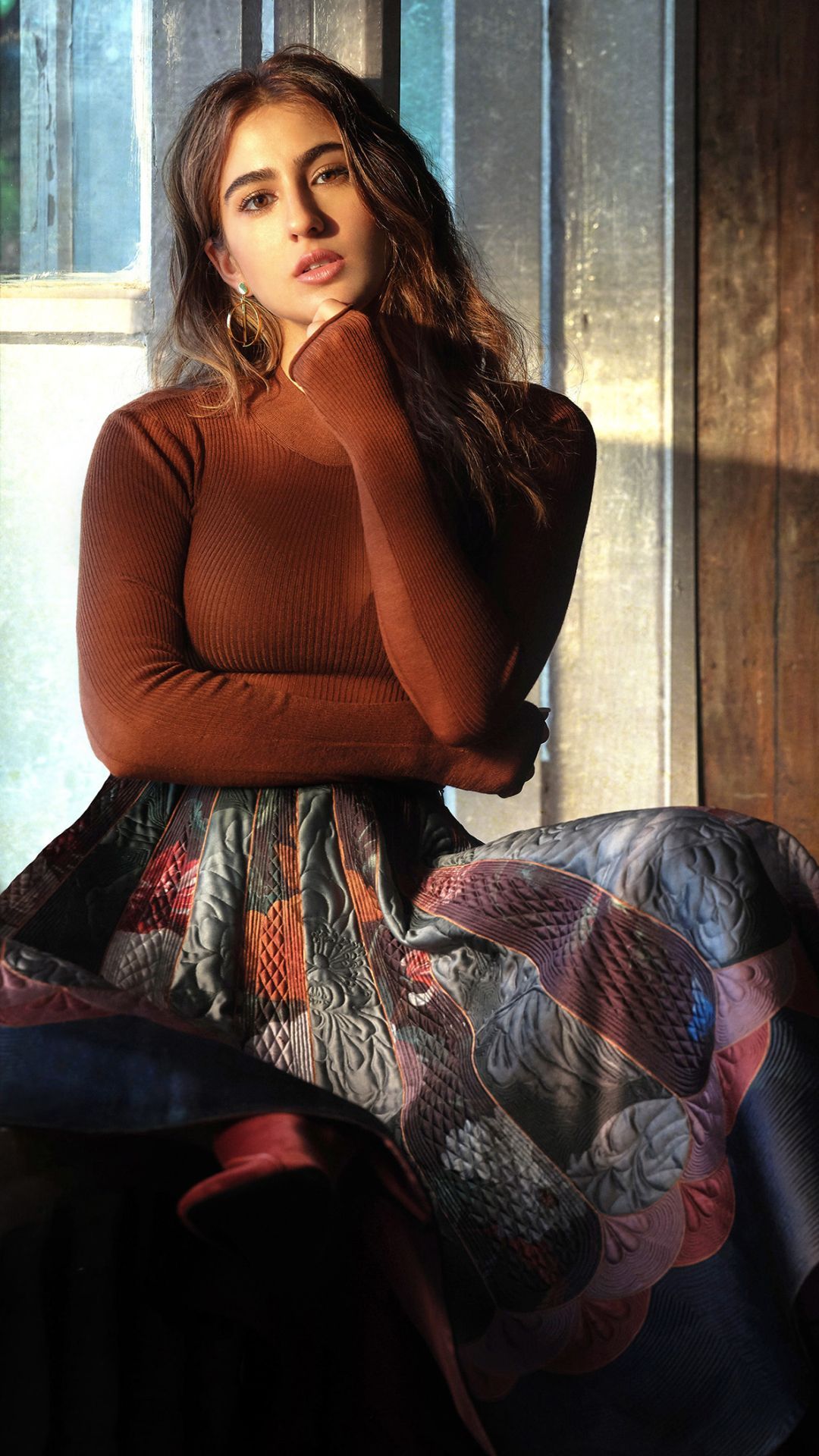 Sara Ali Khan Mobile Wallpaper, Photo shot still. Indian celebrities, Sara ali khan, Bollywood outfits