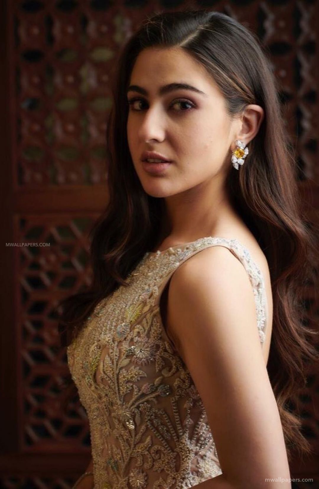 Sara Ali Khan HD Wallpaper (Desktop Background / Android / iPhone) (1080p, 4k) (1080x1656)