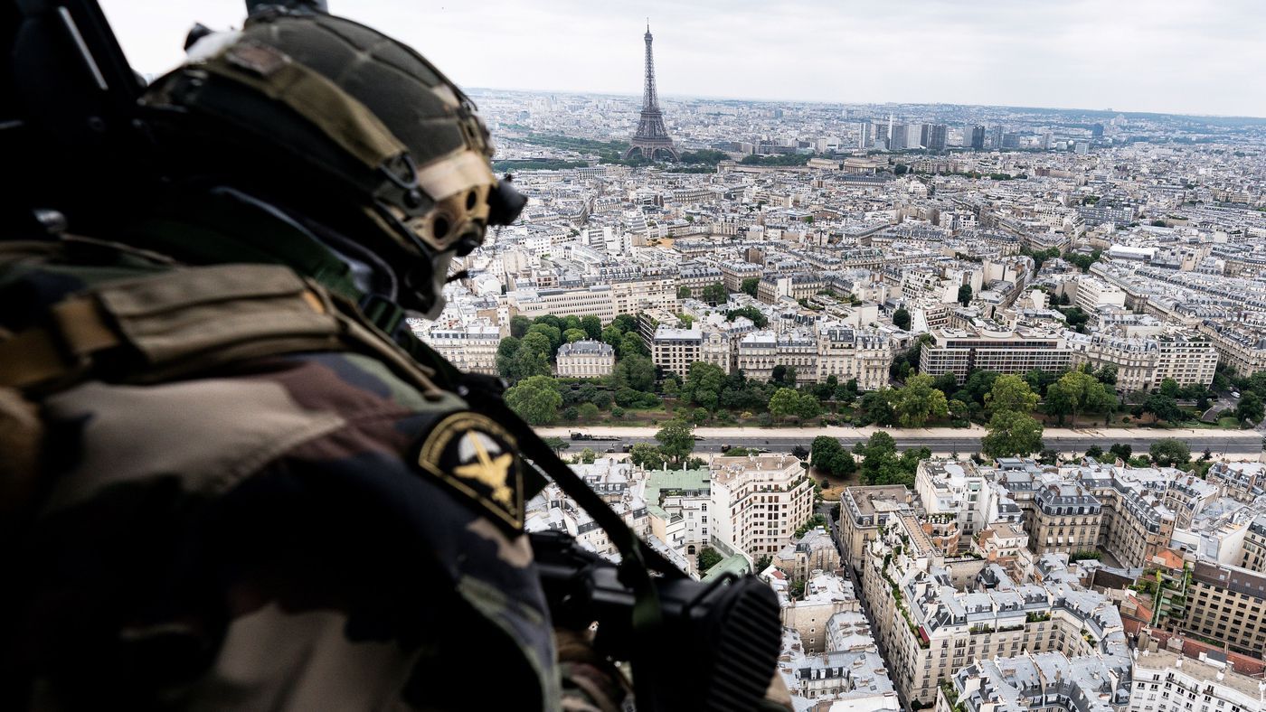The French Army is hiring science fiction writers to imagine future threats