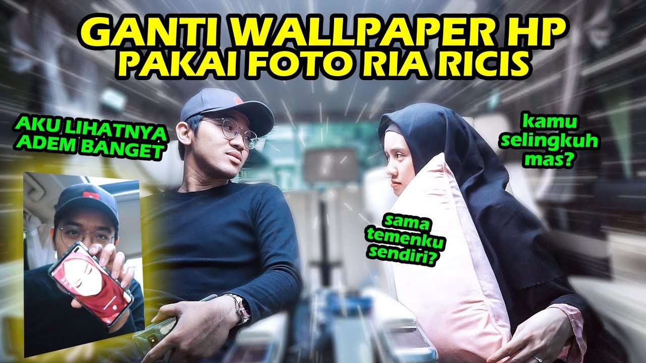PRANK Ganti Wallpaper HP Gue Pake Foto RIA RICIS! MEIRA NGAMUK!!!