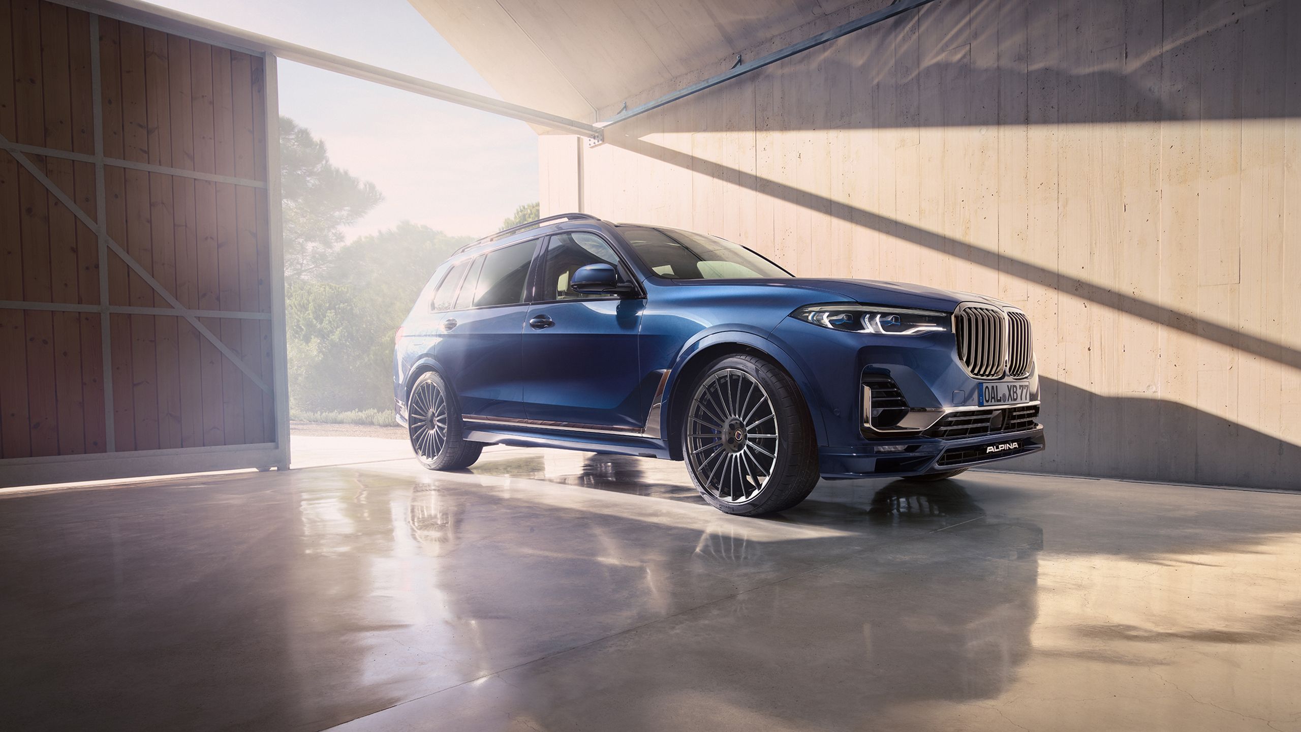 BMW Alpina XB7 3 Wallpaper Car Wallpaper