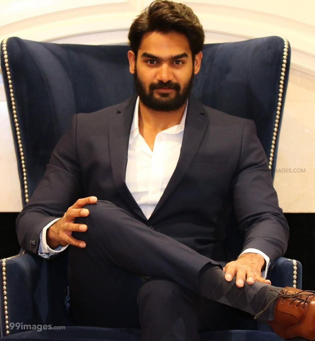 Kartikeya Gummakonda Latest Photo & HD Wallpaper (1080p) (1080x1171) (2021)