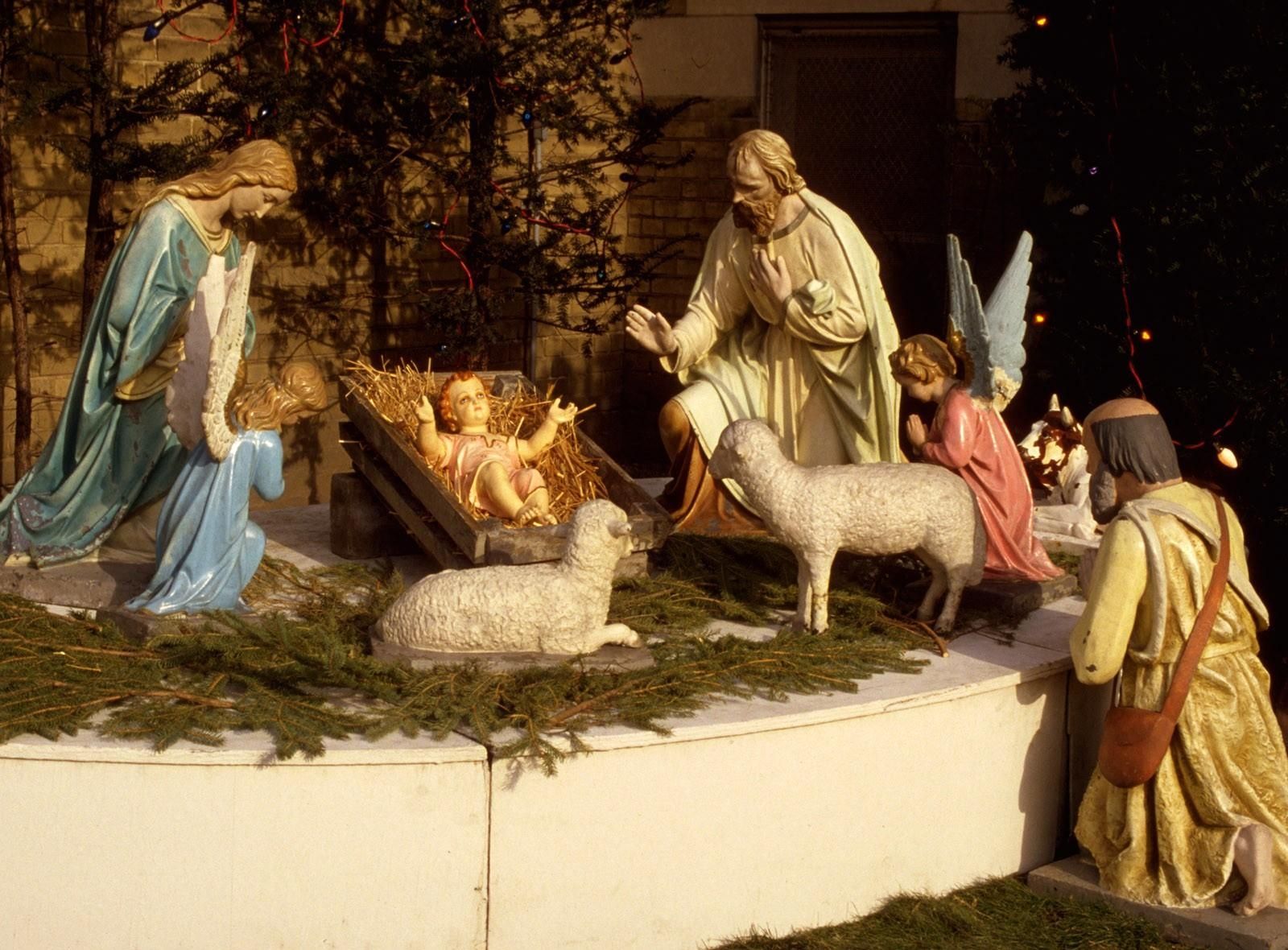 Wallpaper, Christmas, holiday, jesus, manger, sheep, needles, people, angels, figurines 1600x1180