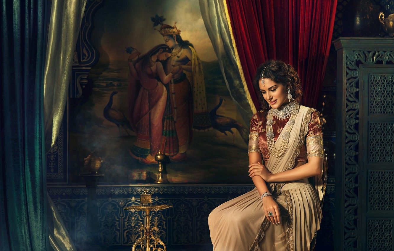 Wallpaper girl, fashion, smile, beautiful, figure, model, pose, indian, makeup, sari, traditional saree, Jewelery image for desktop, section девушки