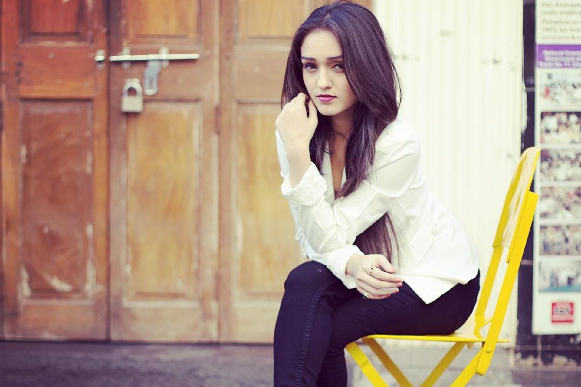 Tanya Sharma Wallpaper HD Background Free Download