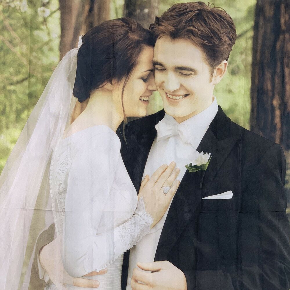 Fabric Movie Poster Twilight Breaking Dawn Bella Swan Edward Cullen Wedding #Summit. Twilight bella and edward, Twilight breaking dawn, Bella and edward wedding