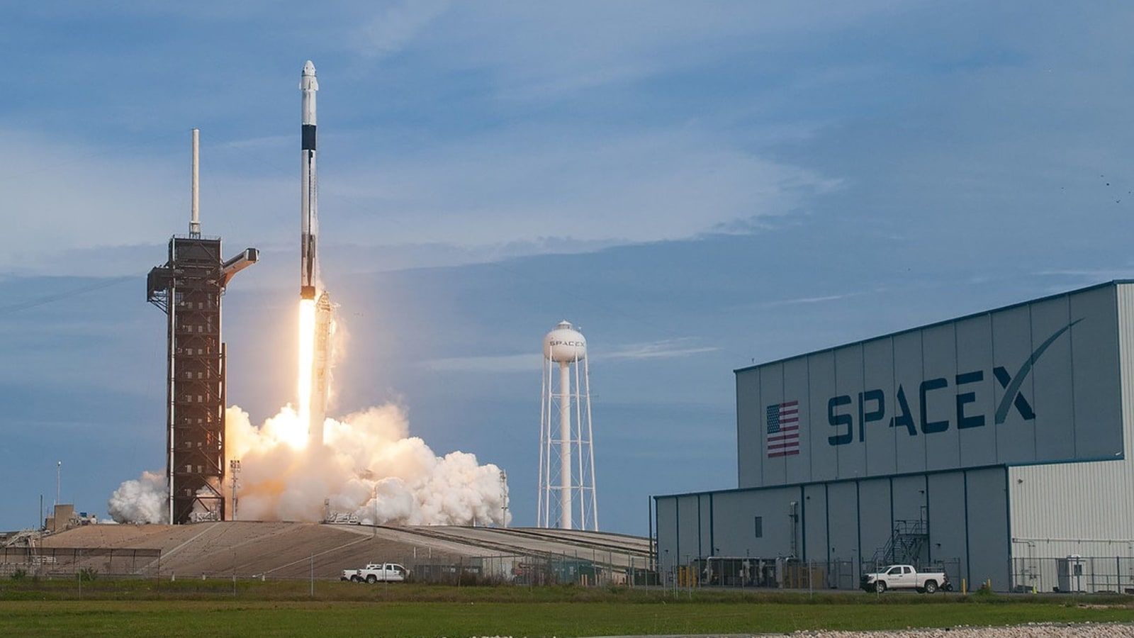 SpaceX is chasing a $36 billion valuation