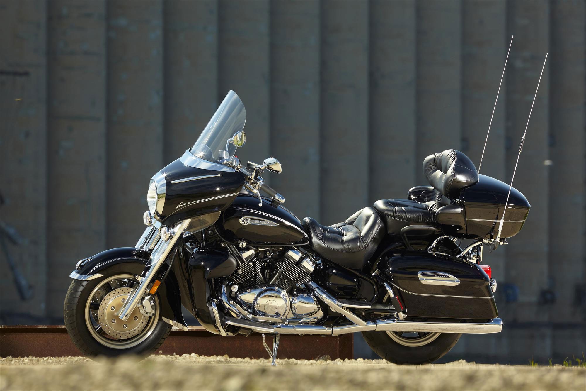 Yamaha Royal Star Venture S wallpaperx1333