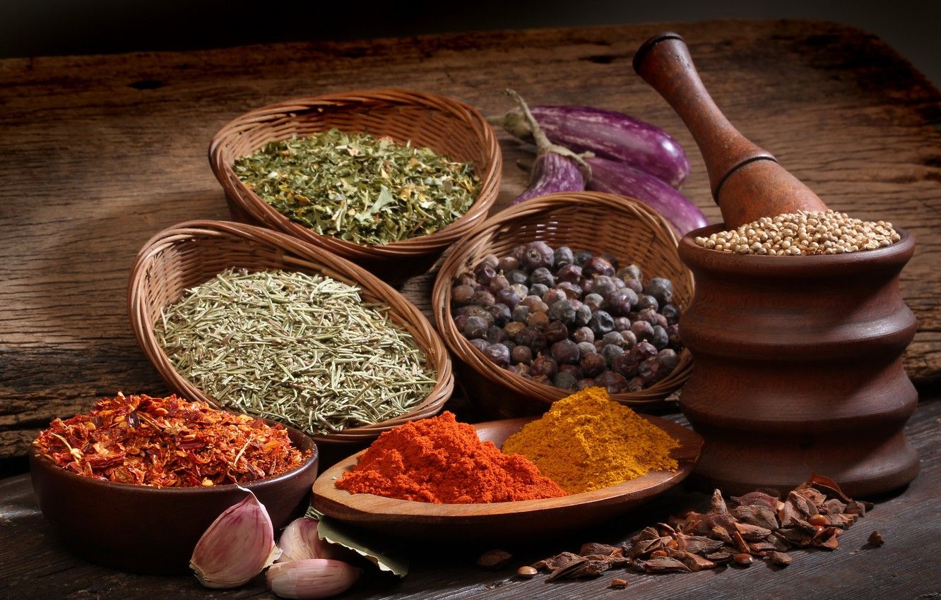 Wallpaper spices, garlic, seasoning, black pepper, red pepper, bowls, curry, coriander image for desktop, section еда
