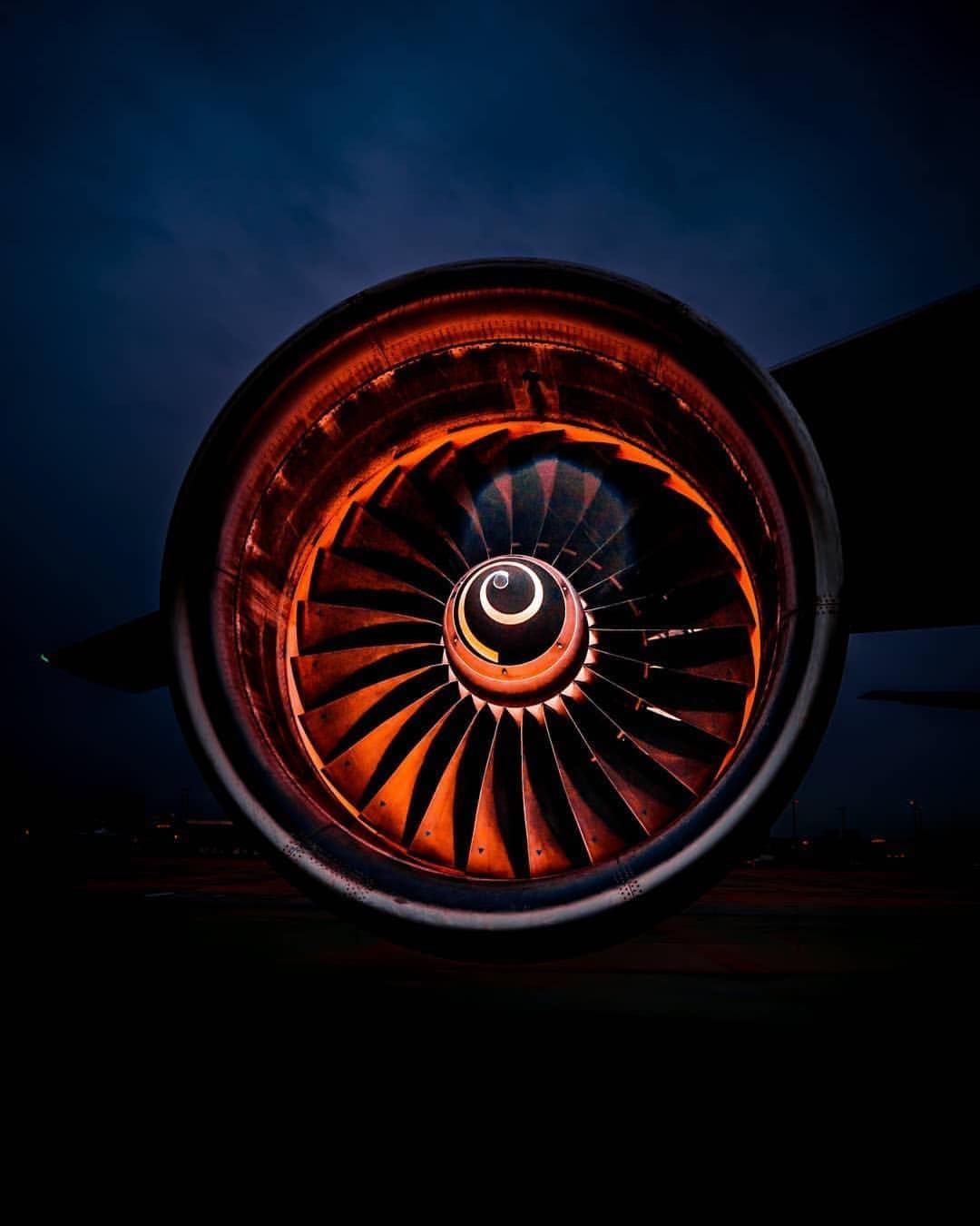havacilikkulubu.tr в Instagram: «・・・ Rolls Royce RB211». Airplane wallpaper, Aviation airplane, Pilots aviation