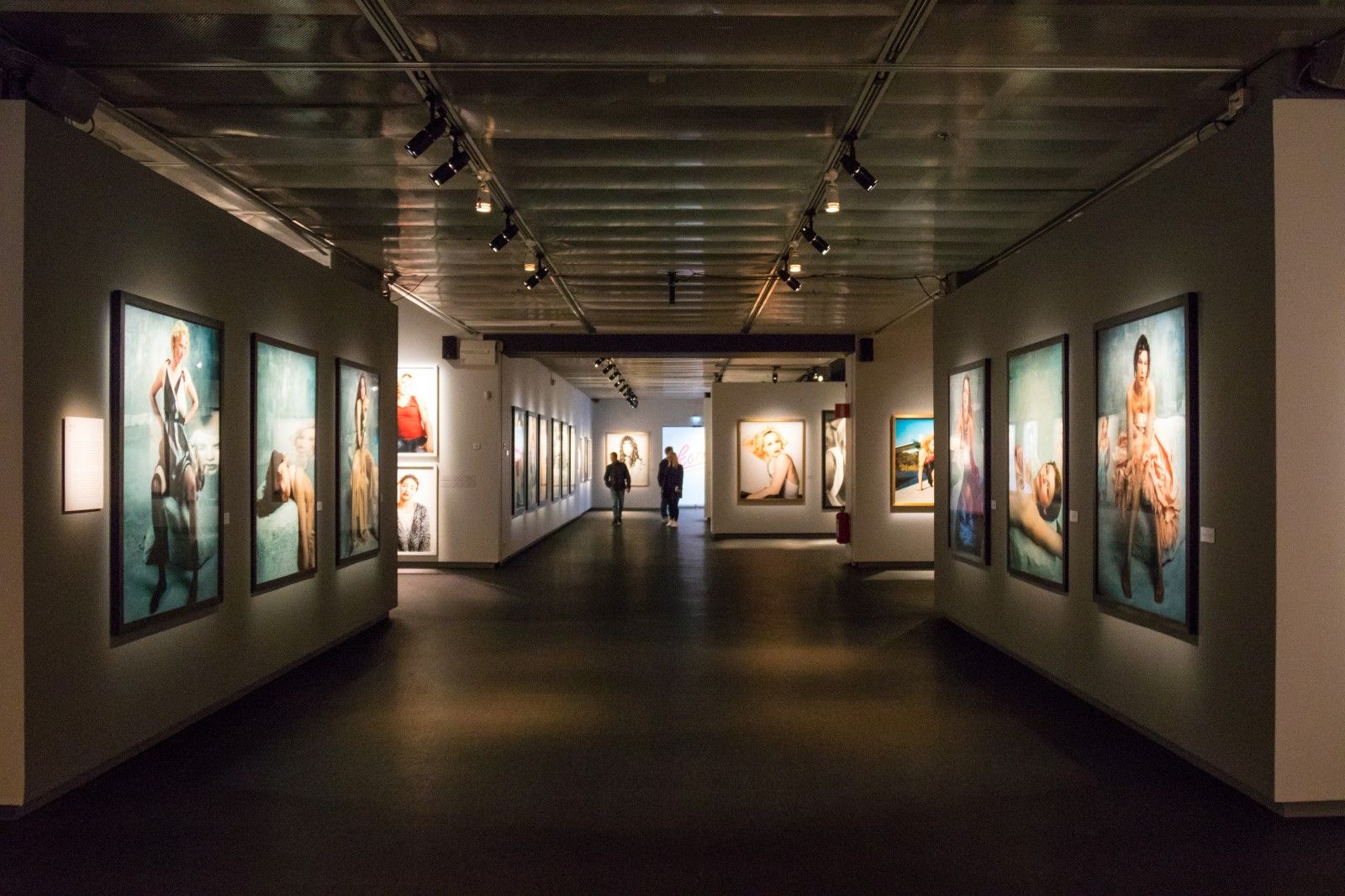 Подземные галереи современного искусства