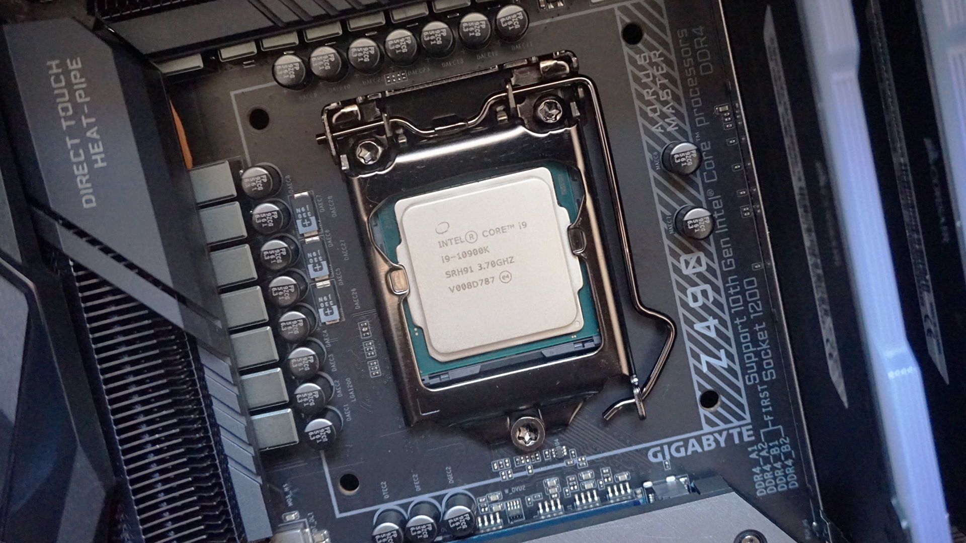 Intel Core I9 10900K Review: The Best Gaming CPU Just Got Even Better. Rock Paper Shotgun